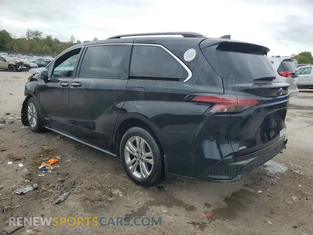 2 Photograph of a damaged car 5TDDSKFC0MS025251 TOYOTA SIENNA 2021