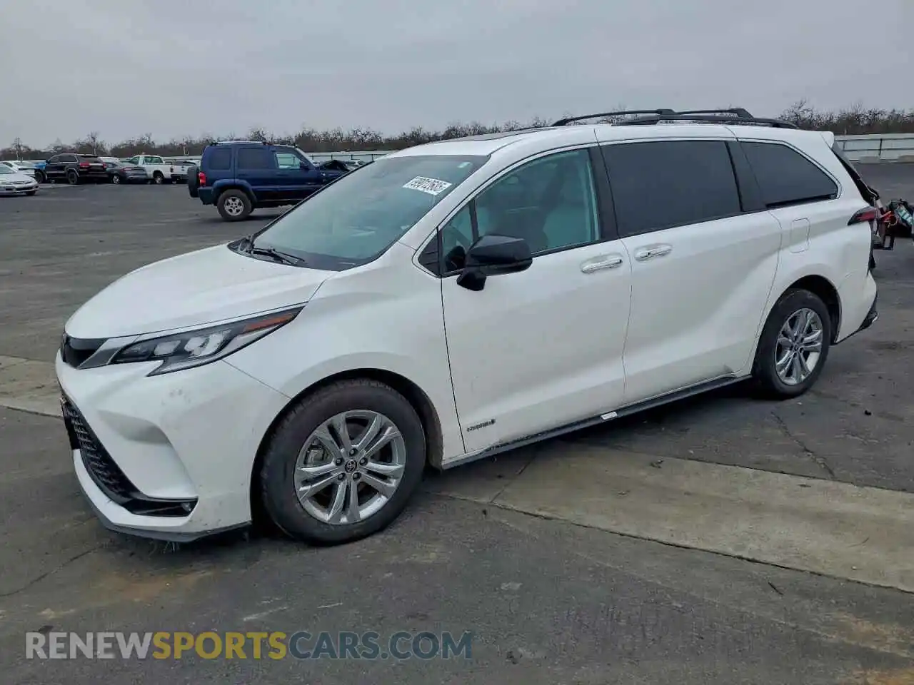 1 Photograph of a damaged car 5TDDSKFC1MS004165 TOYOTA SIENNA 2021