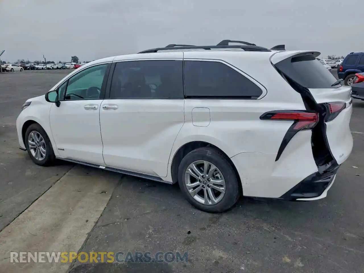 2 Photograph of a damaged car 5TDDSKFC1MS004165 TOYOTA SIENNA 2021