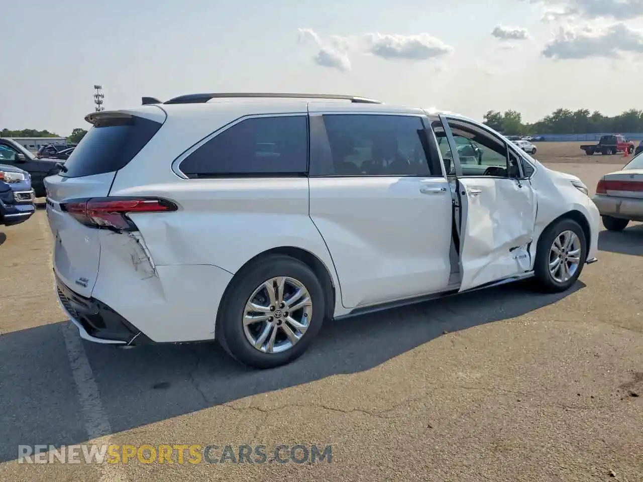 3 fotografías del automóvil dañado 5TDDSKFC1MS016851 TOYOTA SIENNA 2021