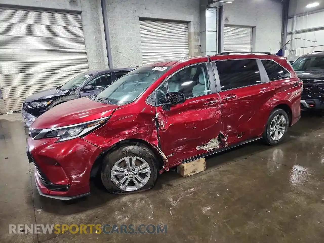 1 Photograph of a damaged car 5TDDSKFC4MS006122 TOYOTA SIENNA 2021