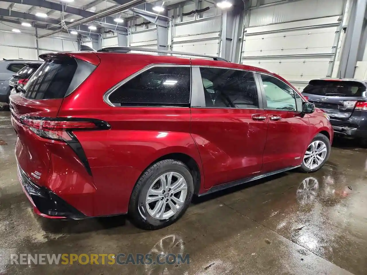 3 Photograph of a damaged car 5TDDSKFC4MS006122 TOYOTA SIENNA 2021