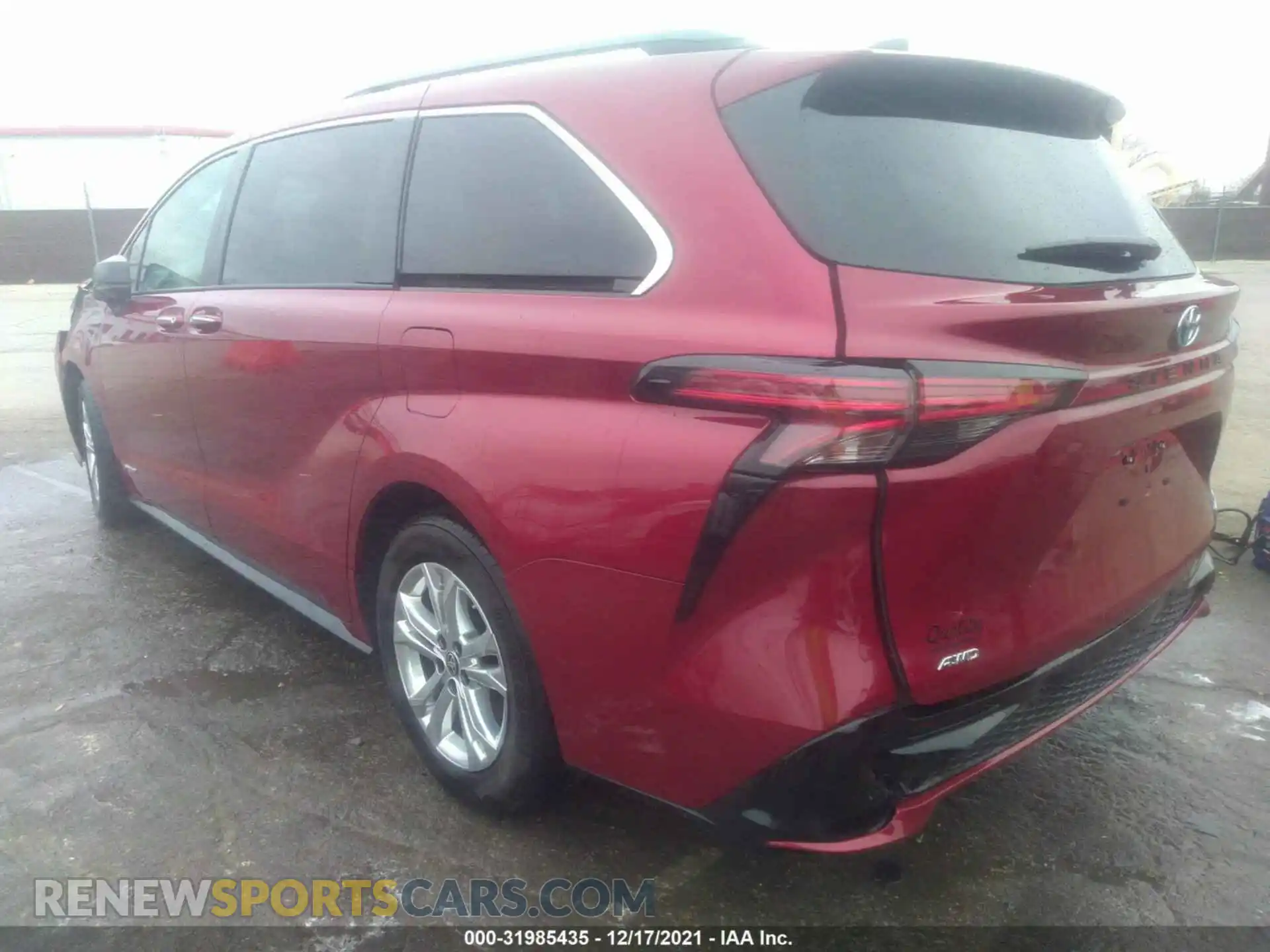 3 Photograph of a damaged car 5TDDSKFC5MS025097 TOYOTA SIENNA 2021