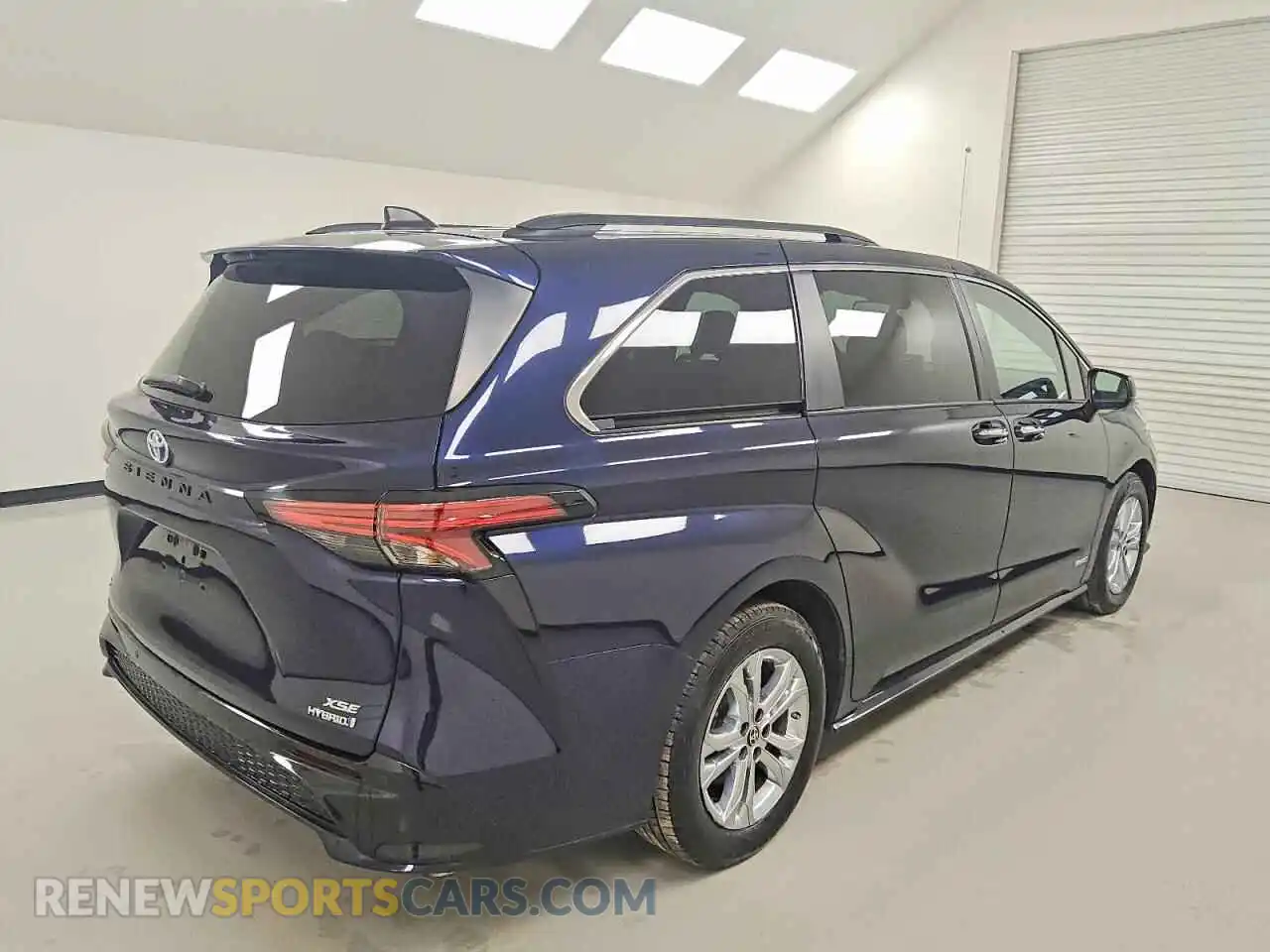 3 Photograph of a damaged car 5TDDSKFC5MS030249 TOYOTA SIENNA 2021