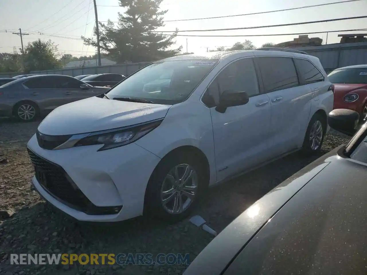 1 Photograph of a damaged car 5TDDSKFC5MS033801 TOYOTA SIENNA 2021