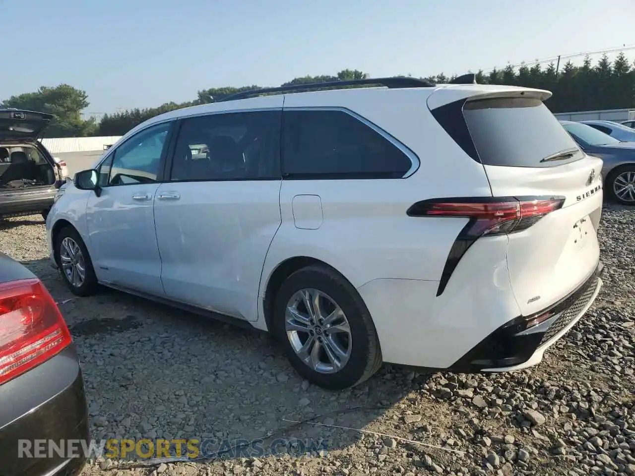 2 Photograph of a damaged car 5TDDSKFC5MS033801 TOYOTA SIENNA 2021