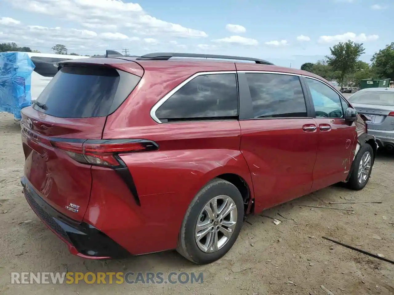 3 Photograph of a damaged car 5TDDSKFC6MS012570 TOYOTA SIENNA 2021