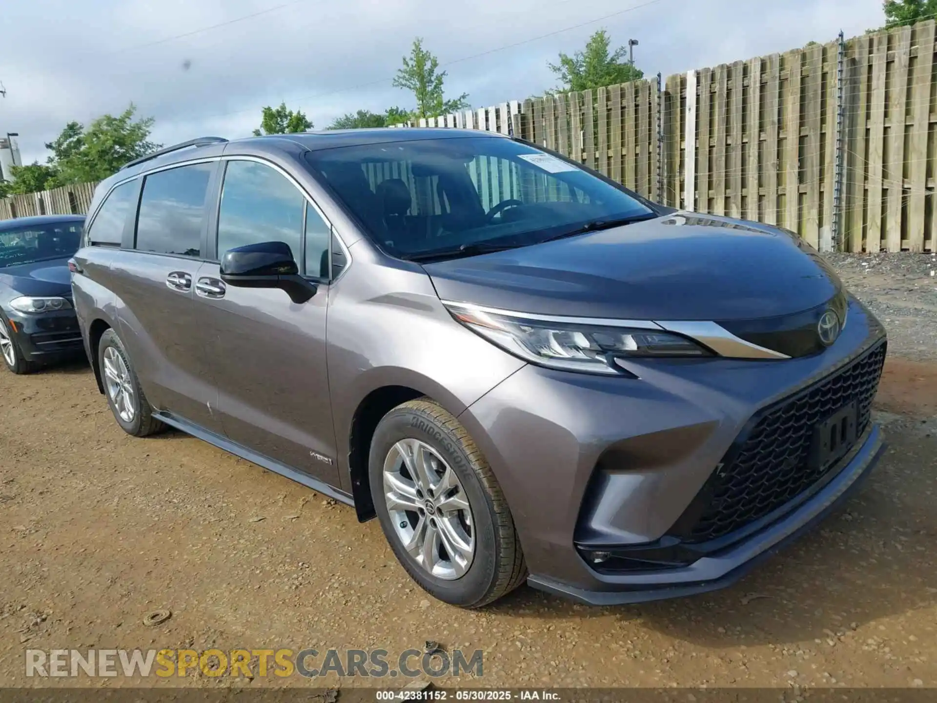 1 Photograph of a damaged car 5TDDSKFC7MS016370 TOYOTA SIENNA 2021