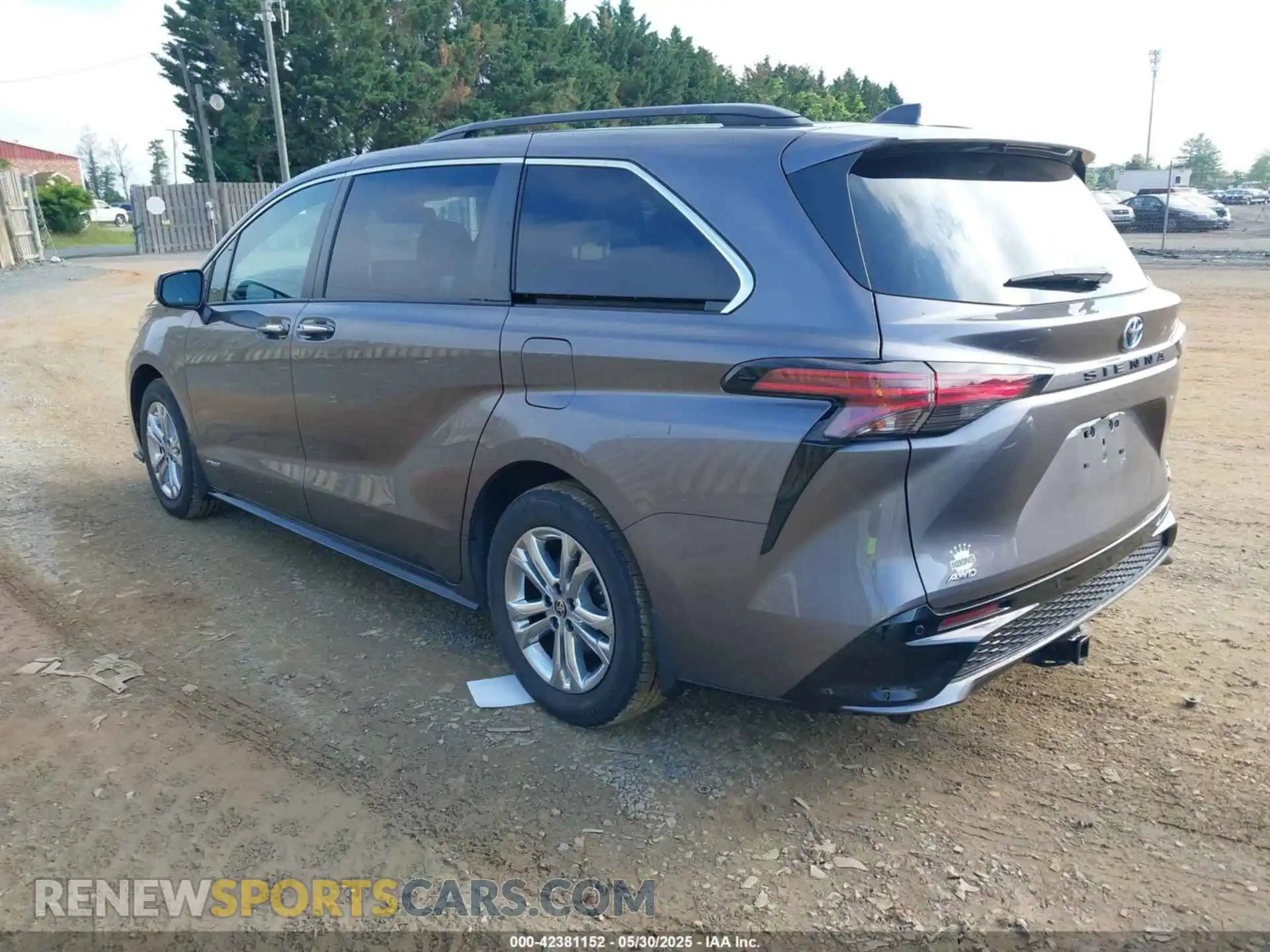 3 Photograph of a damaged car 5TDDSKFC7MS016370 TOYOTA SIENNA 2021