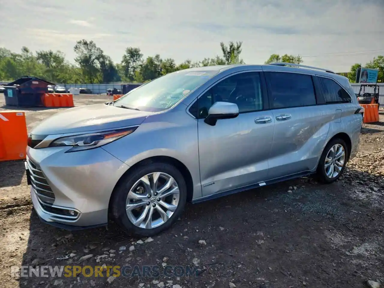 1 Photograph of a damaged car 5TDERKEC4MS007725 TOYOTA SIENNA 2021