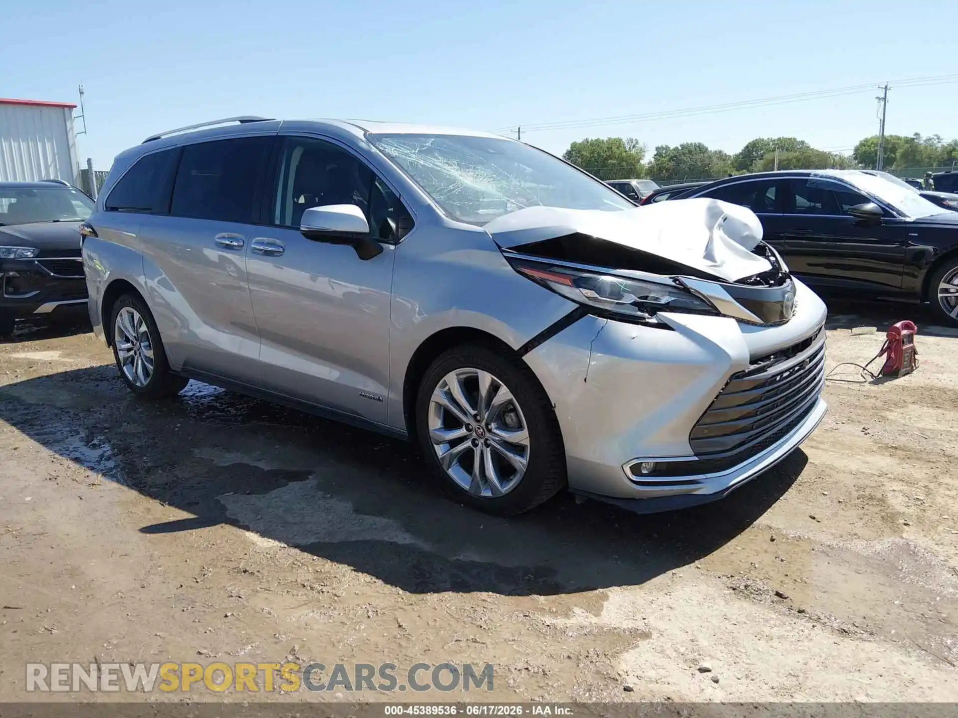 1 Photograph of a damaged car 5TDERKEC5MS067657 TOYOTA SIENNA 2021
