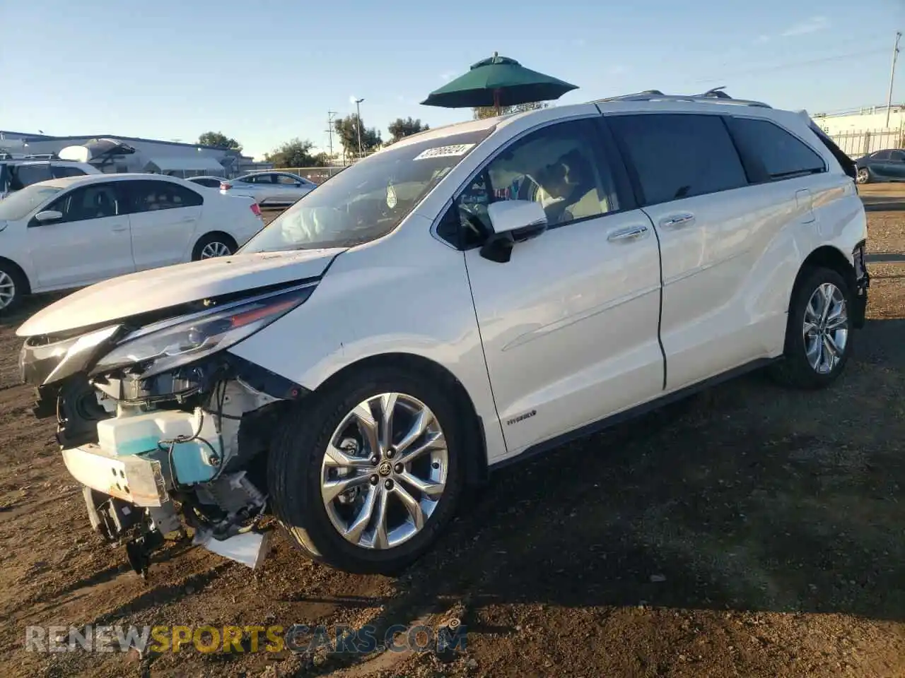 1 Photograph of a damaged car 5TDERKEC7MS027788 TOYOTA SIENNA 2021