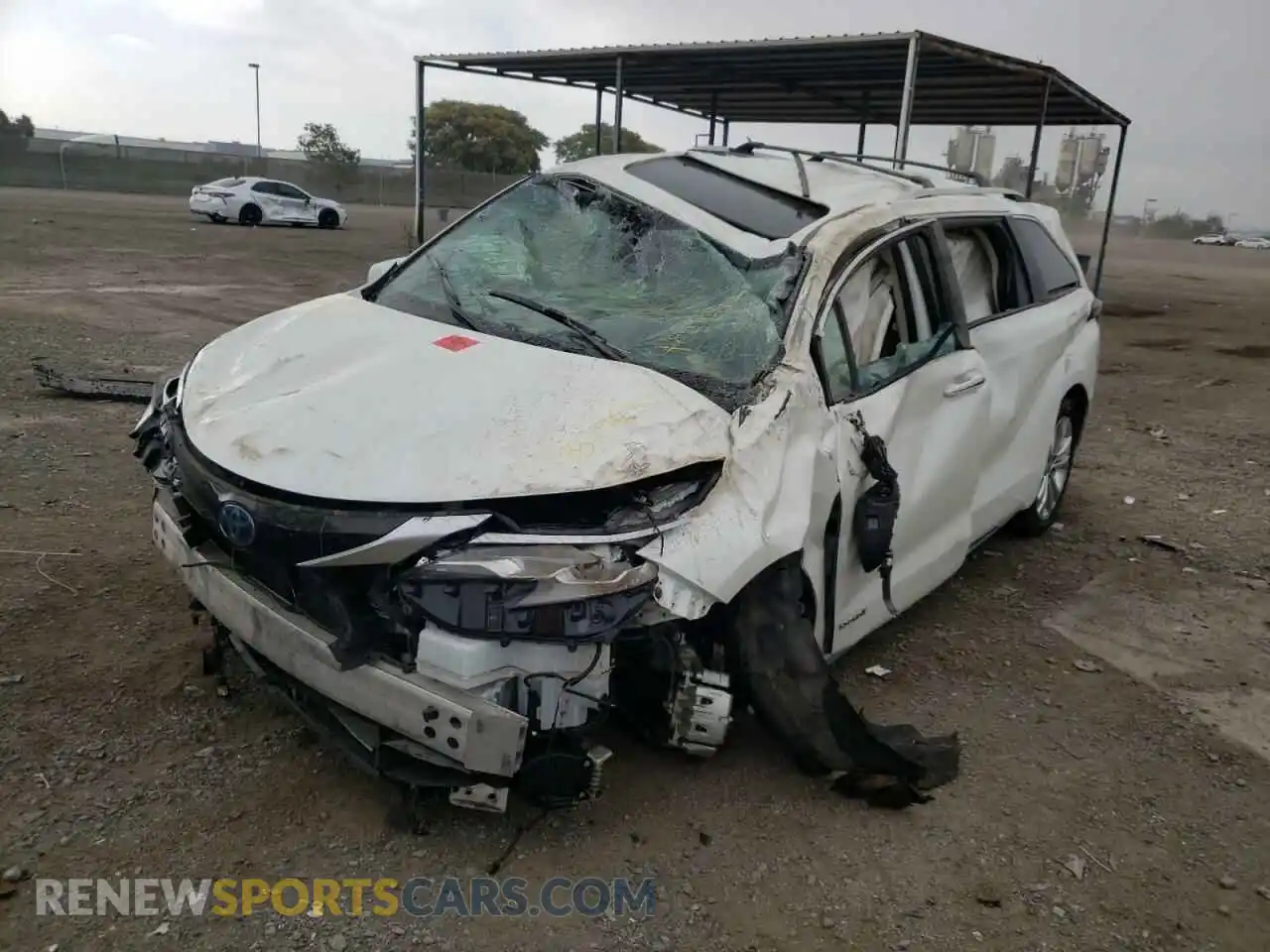 2 Photograph of a damaged car 5TDERKECXMS055214 TOYOTA SIENNA 2021
