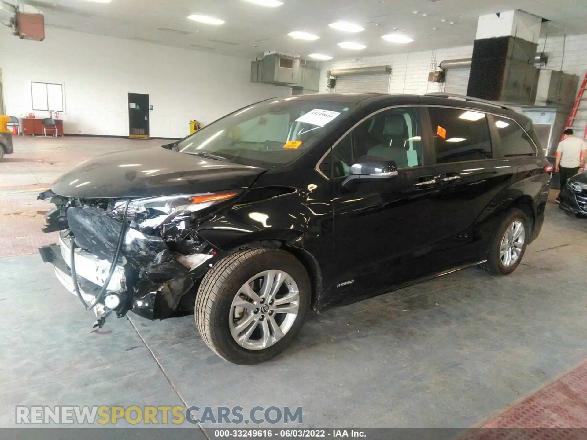 2 Photograph of a damaged car 5TDESKFC0MS038795 TOYOTA SIENNA 2021