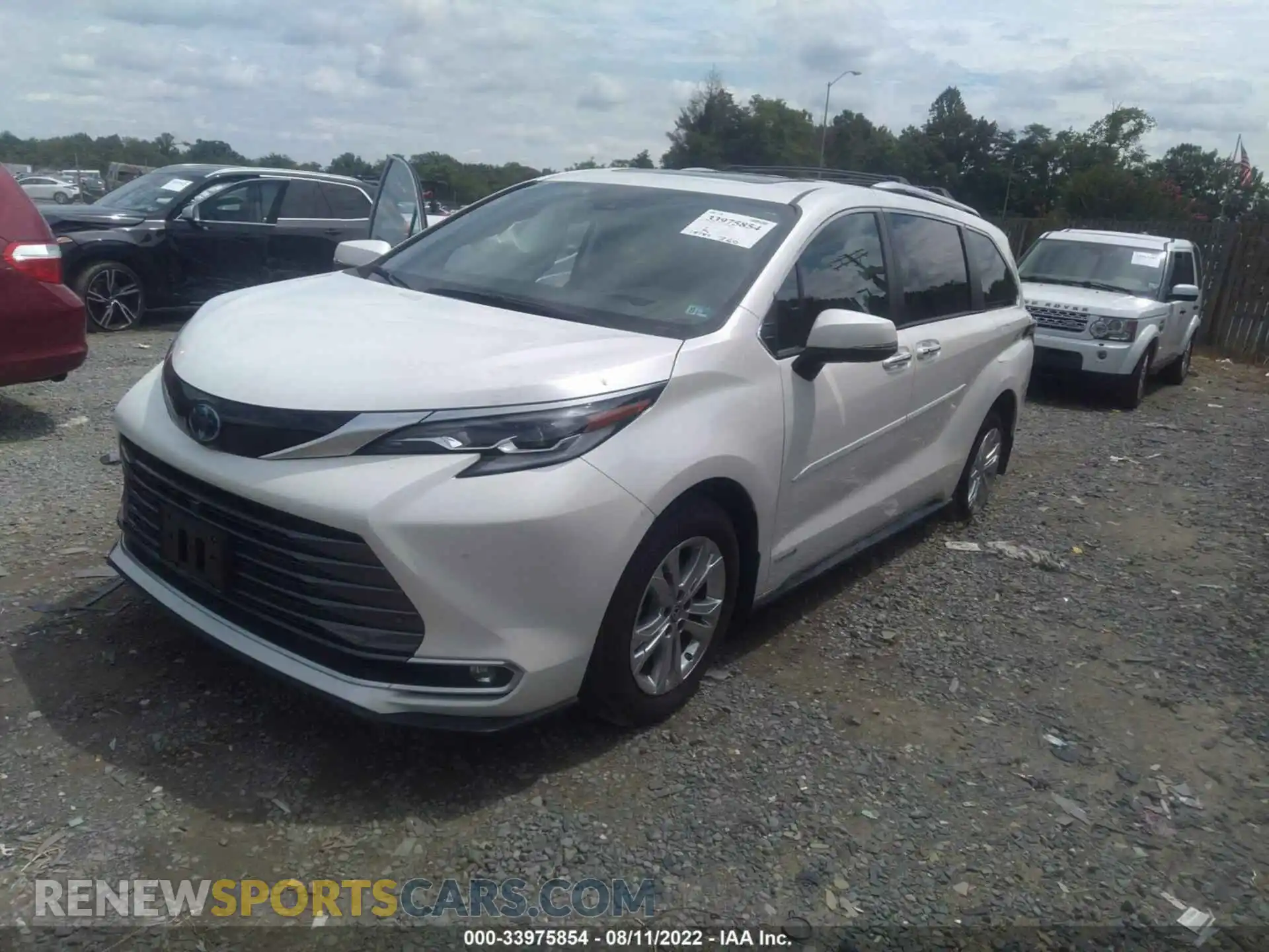 2 Photograph of a damaged car 5TDESKFC1MS033198 TOYOTA SIENNA 2021