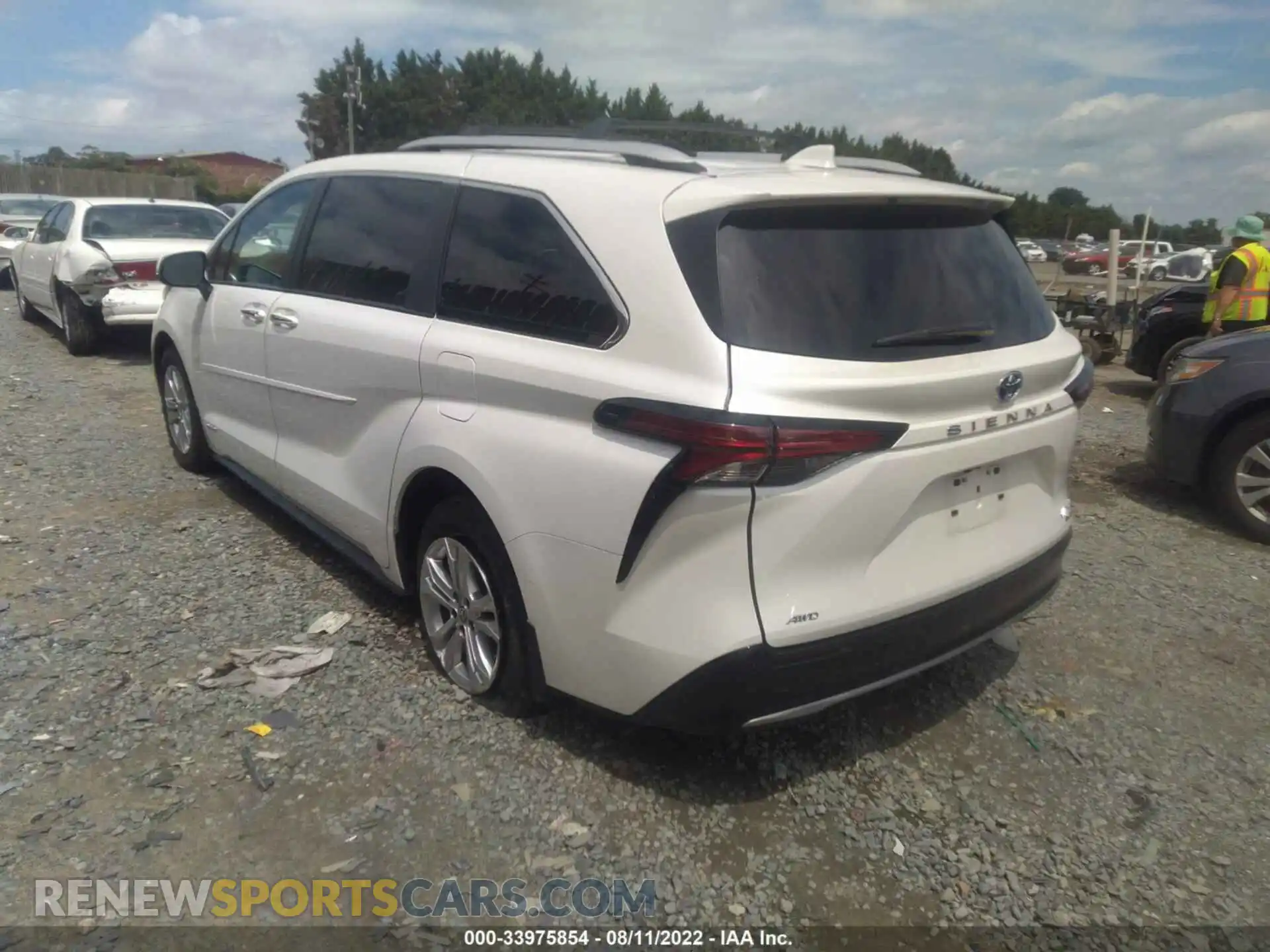 3 Photograph of a damaged car 5TDESKFC1MS033198 TOYOTA SIENNA 2021