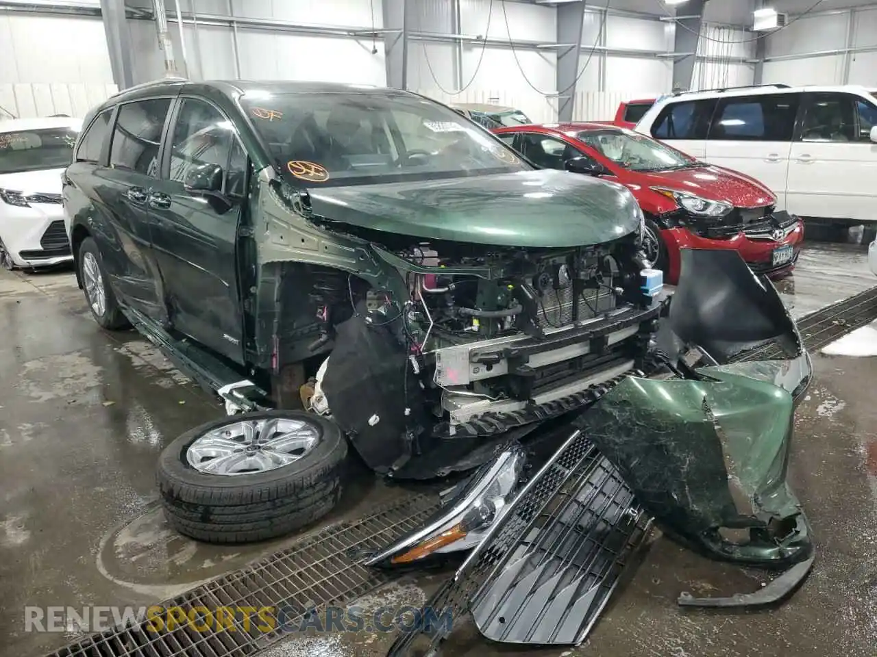 1 Photograph of a damaged car 5TDESKFC3MS036376 TOYOTA SIENNA 2021