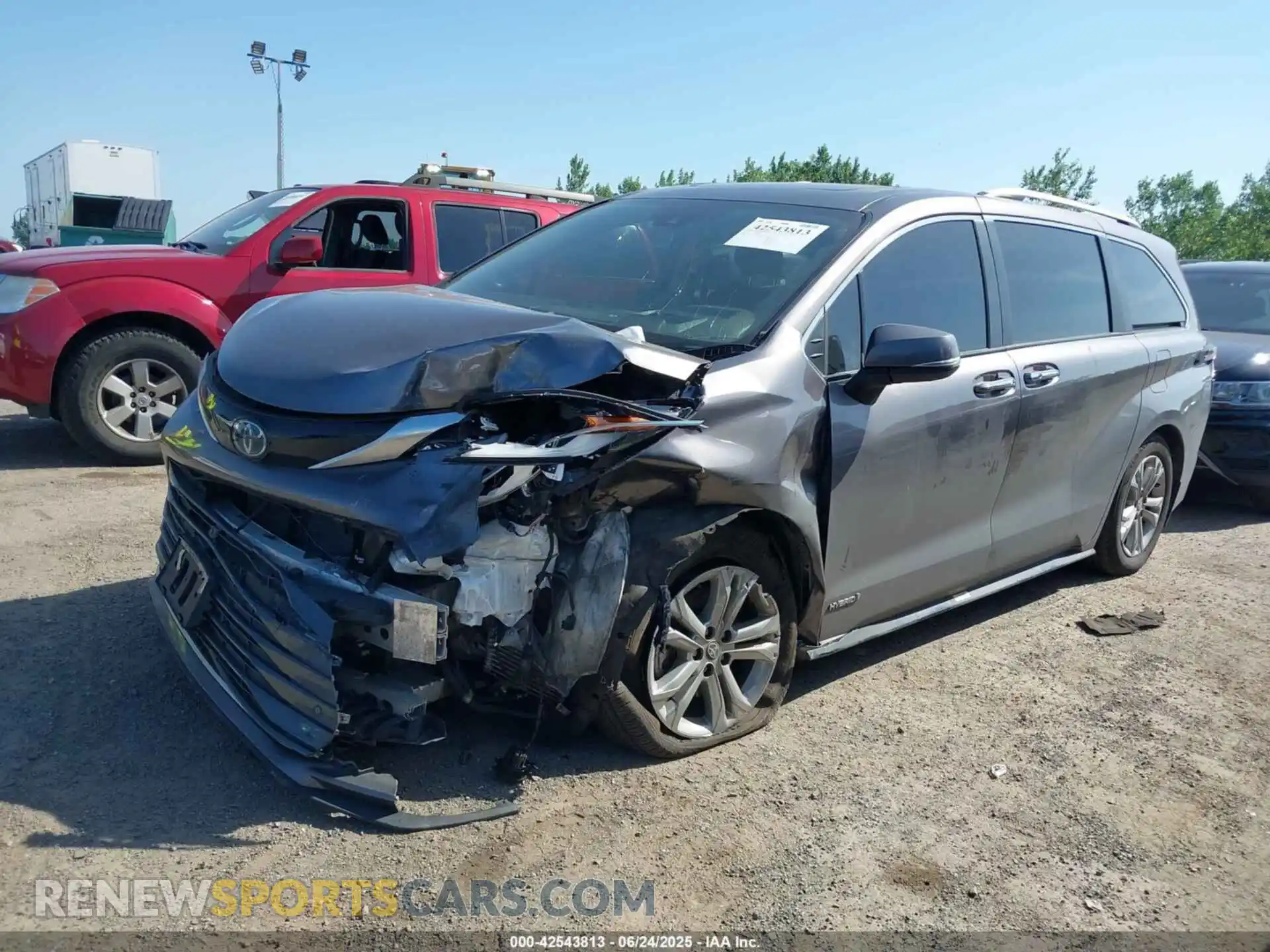 2 Photograph of a damaged car 5TDESKFC5MS036024 TOYOTA SIENNA 2021