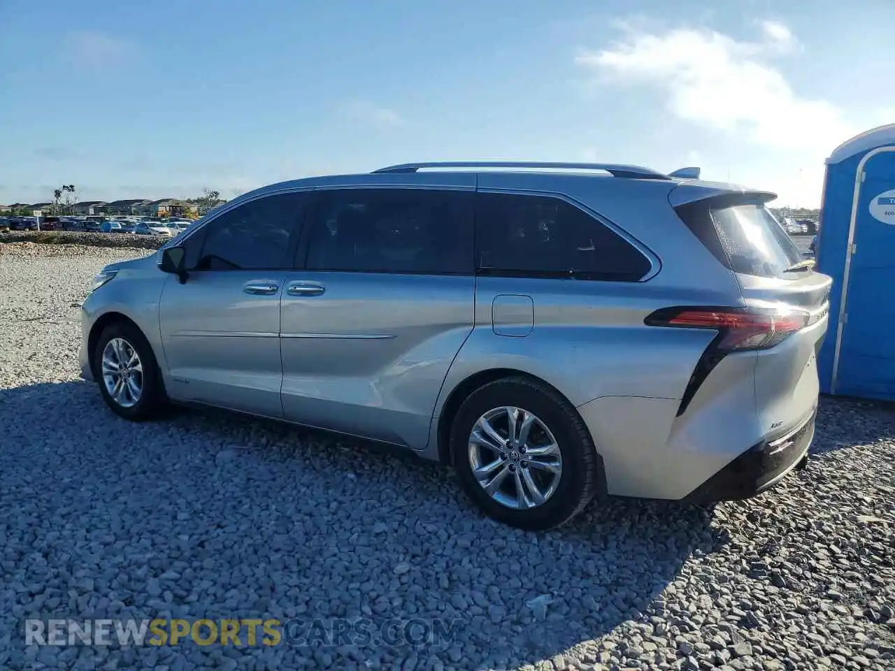 2 fotografías del automóvil dañado 5TDESKFC7MS007642 TOYOTA SIENNA 2021