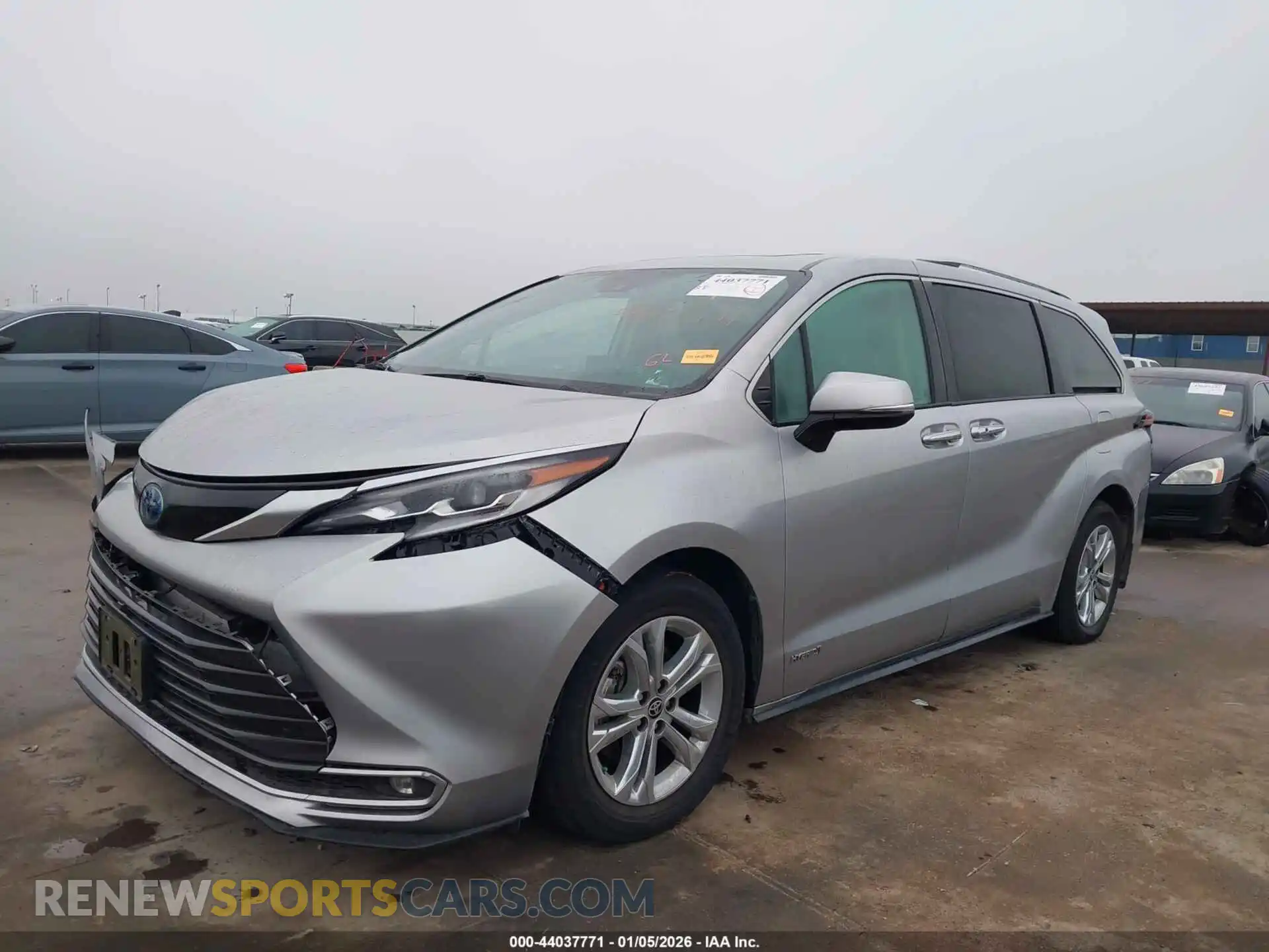 2 Photograph of a damaged car 5TDESKFC7MS010282 TOYOTA SIENNA 2021