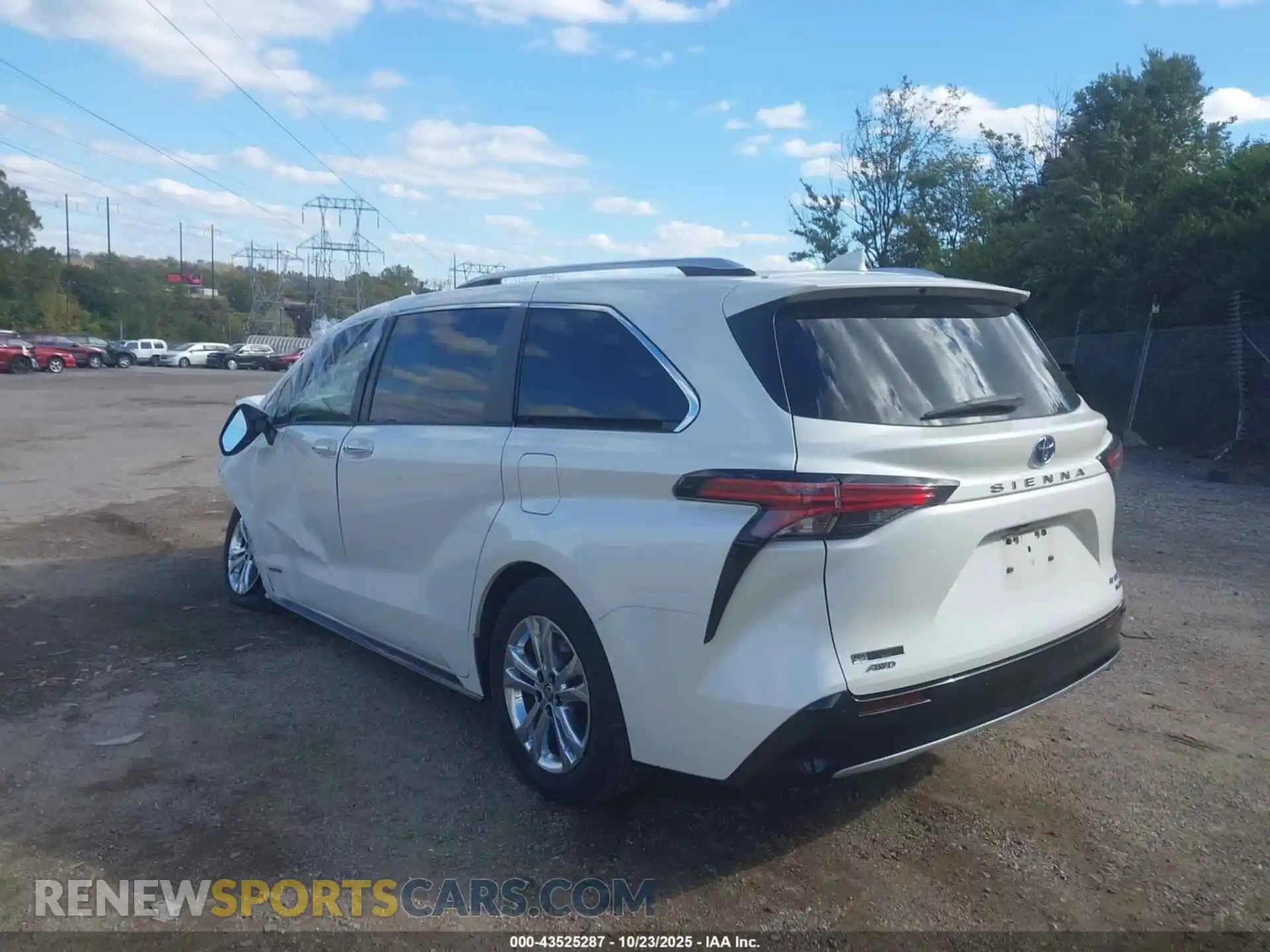3 Photograph of a damaged car 5TDESKFC8MS005172 TOYOTA SIENNA 2021