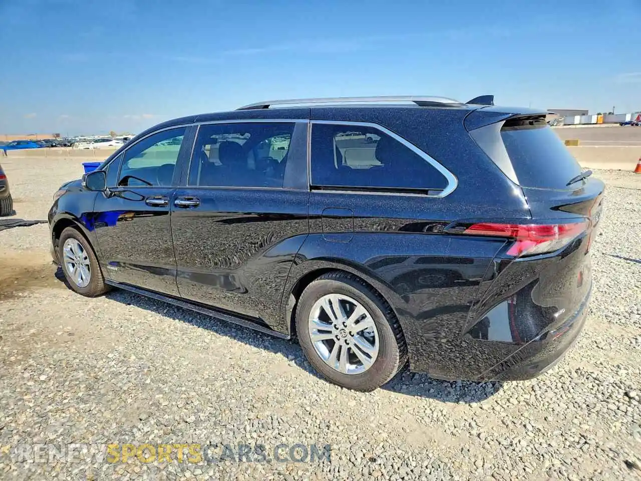 2 fotografías del automóvil dañado 5TDESKFCXMS009031 TOYOTA SIENNA 2021