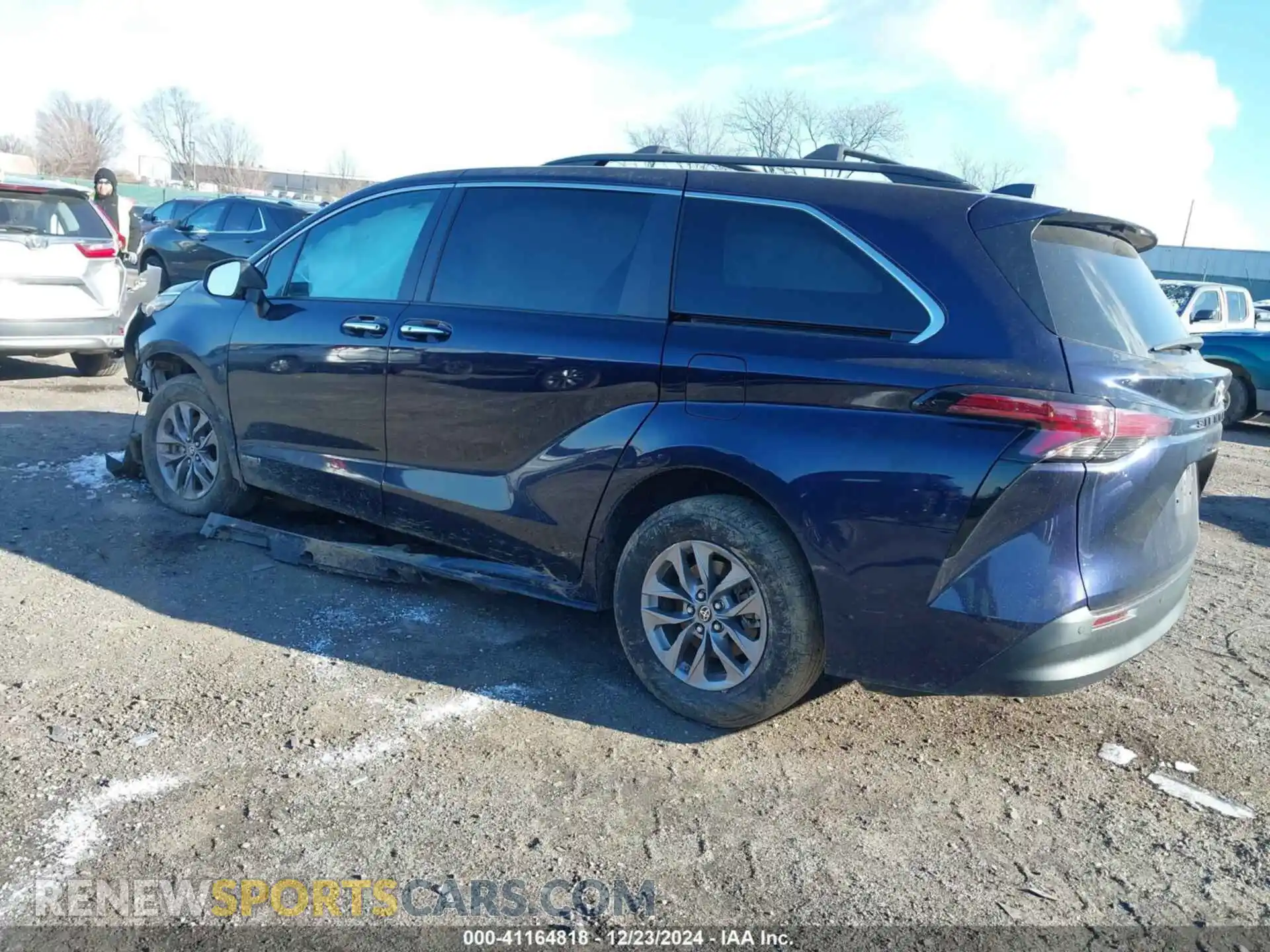 3 Photograph of a damaged car 5TDJRKEC0MS018414 TOYOTA SIENNA 2021