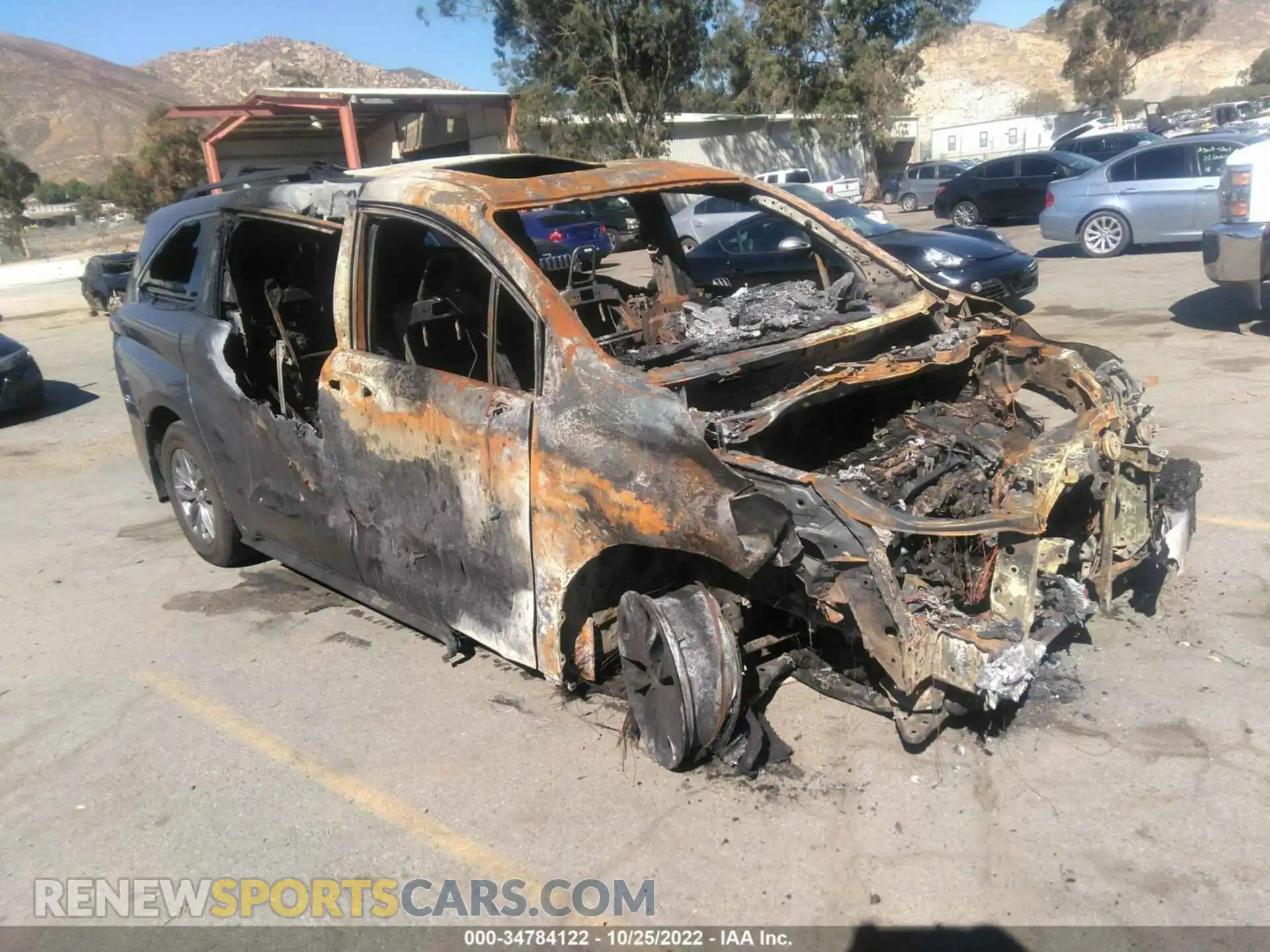 1 Photograph of a damaged car 5TDJRKEC4MS057829 TOYOTA SIENNA 2021