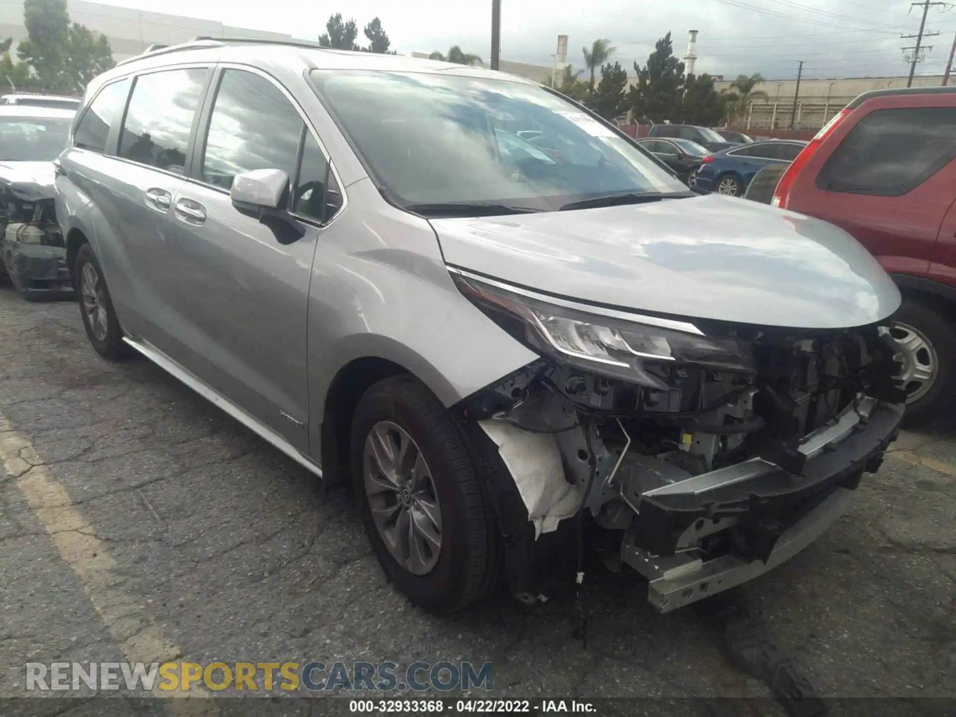 1 Photograph of a damaged car 5TDJRKEC4MS062660 TOYOTA SIENNA 2021