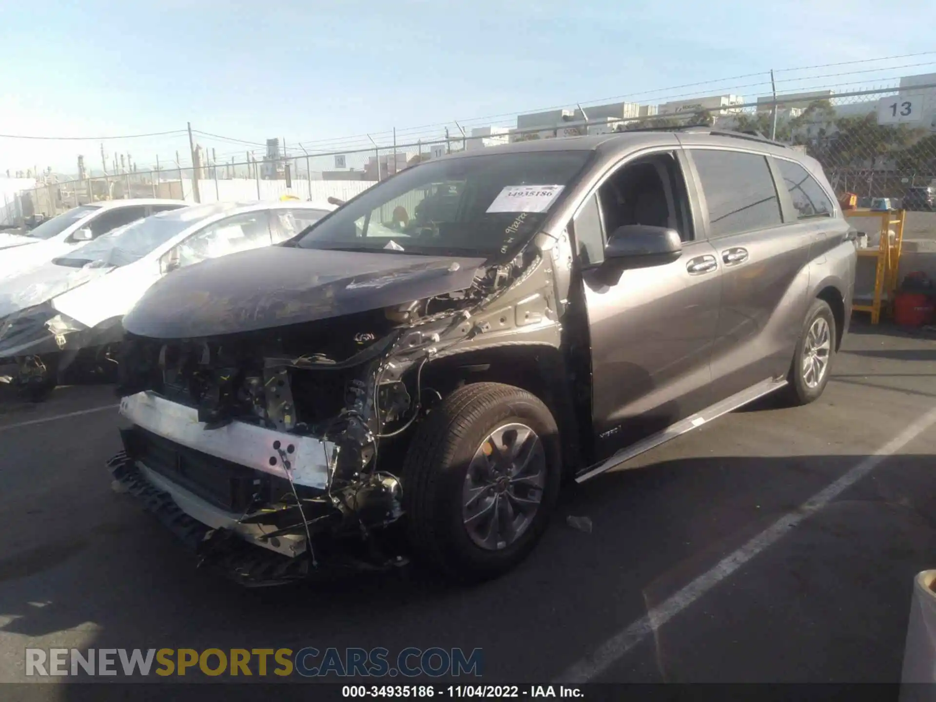 2 Photograph of a damaged car 5TDJRKEC5MS054860 TOYOTA SIENNA 2021