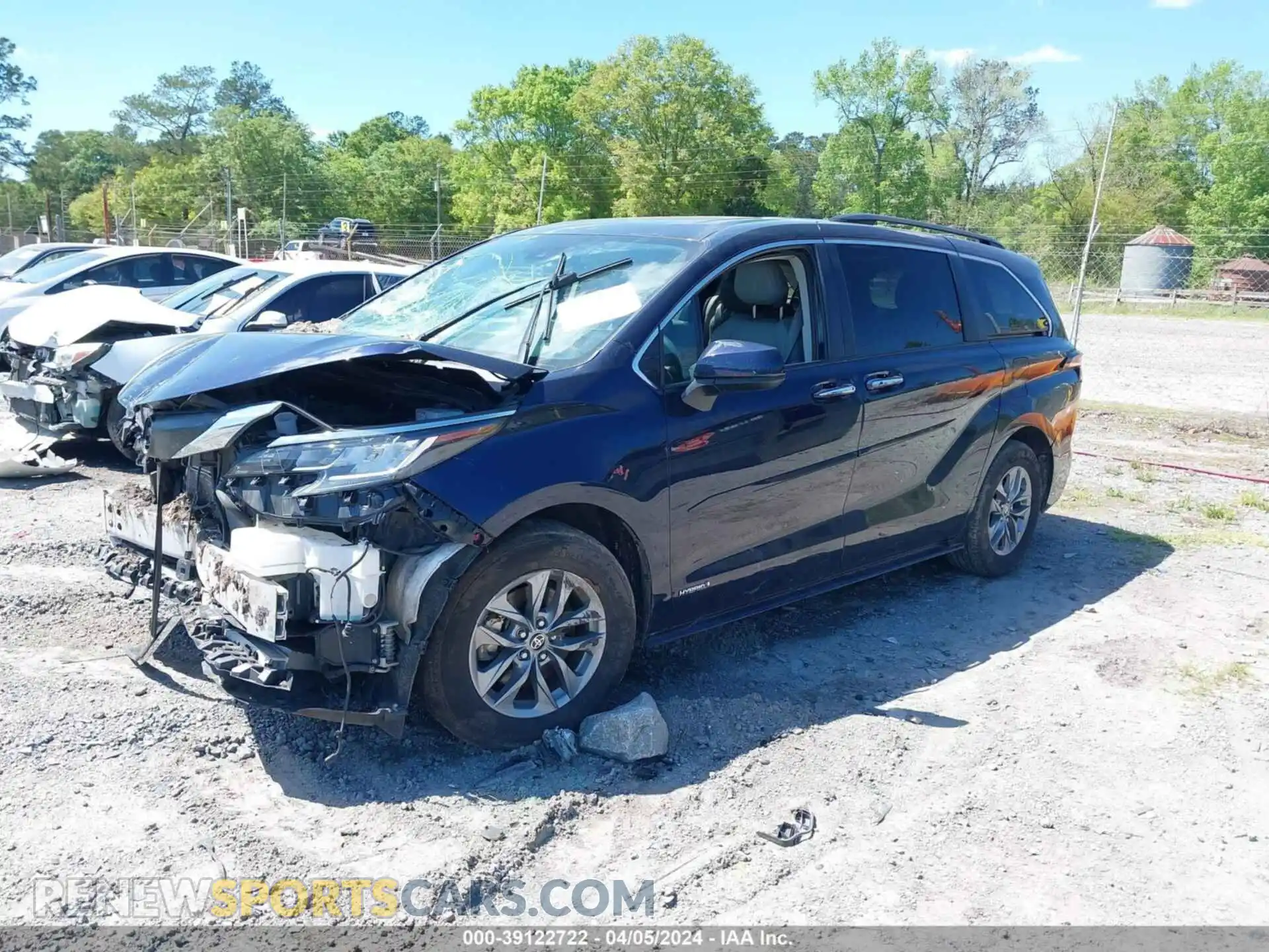 2 Photograph of a damaged car 5TDJRKECXMS070701 TOYOTA SIENNA 2021
