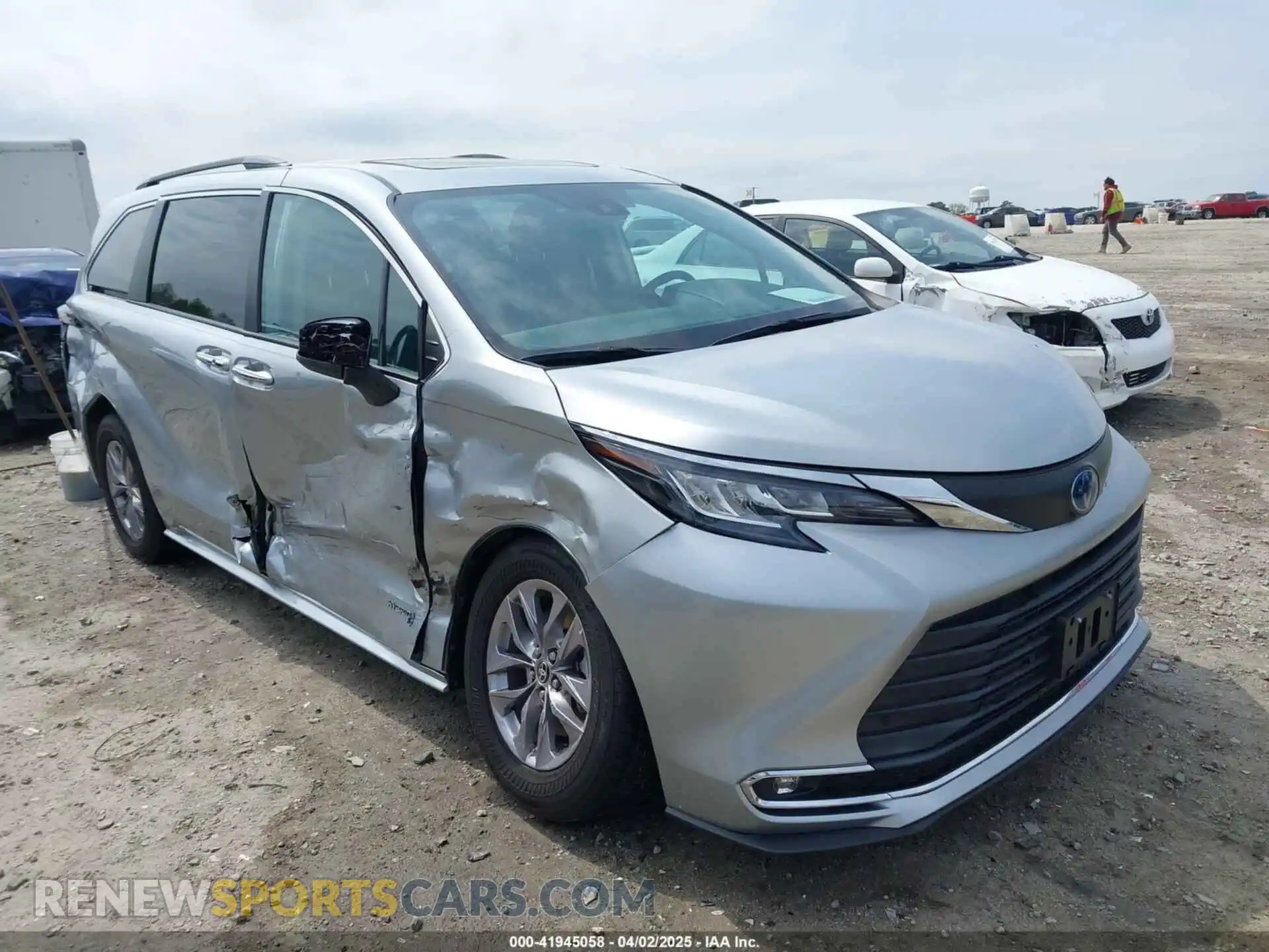 1 Photograph of a damaged car 5TDJSKFC2MS007191 TOYOTA SIENNA 2021