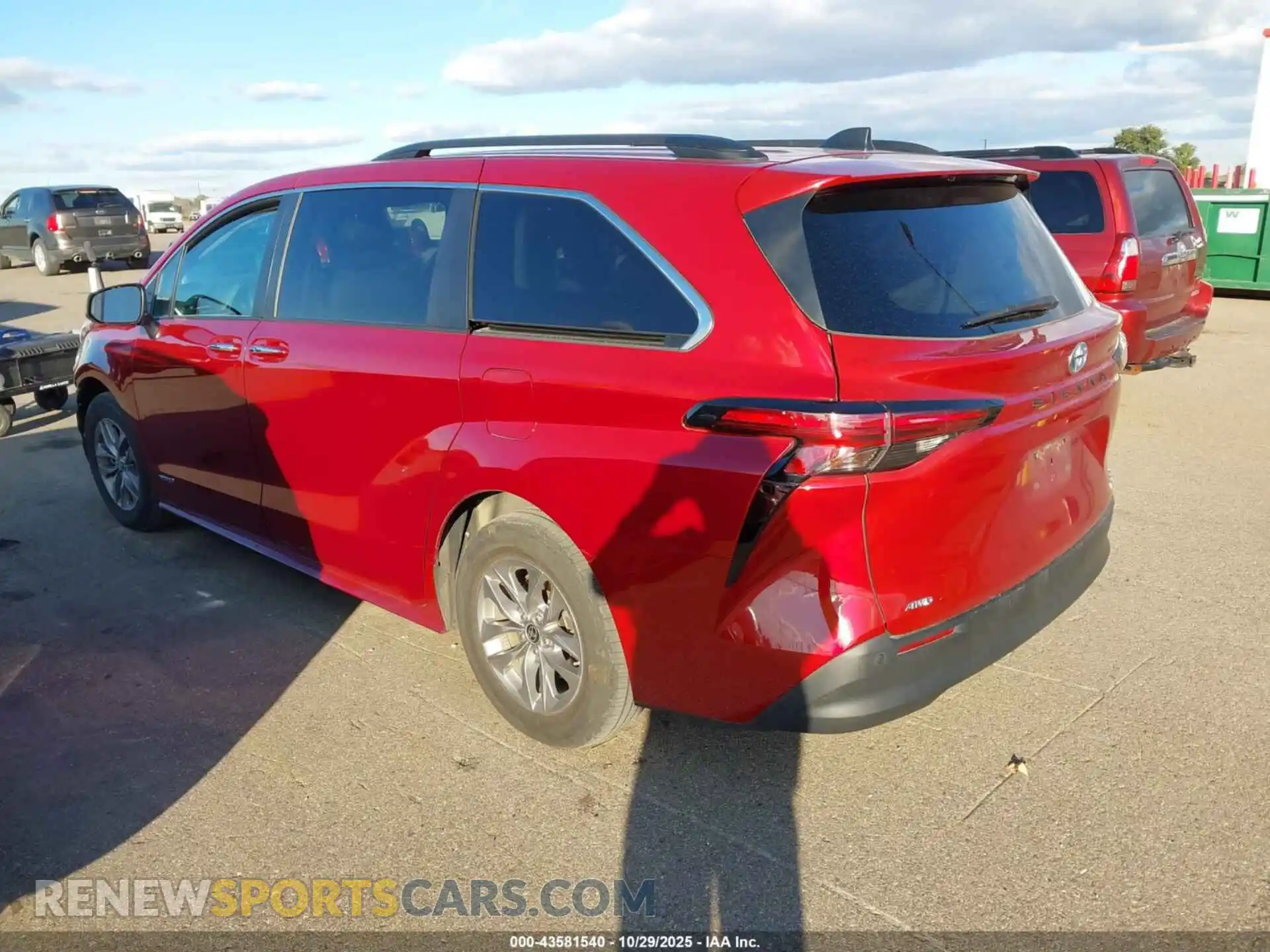 3 Photograph of a damaged car 5TDJSKFC2MS026694 TOYOTA SIENNA 2021