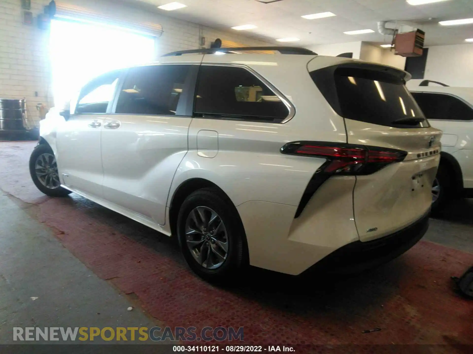 3 Photograph of a damaged car 5TDJSKFC3MS027191 TOYOTA SIENNA 2021