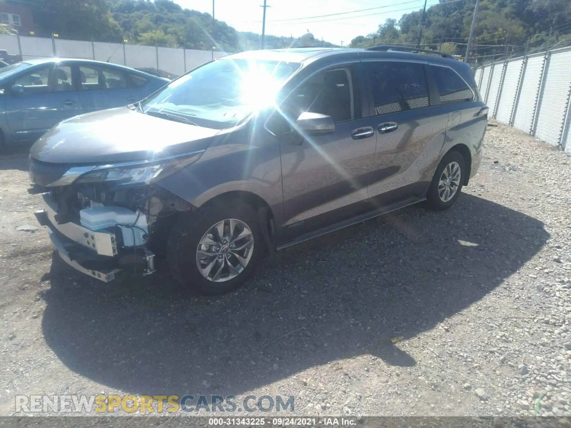 2 Photograph of a damaged car 5TDJSKFC7MS016937 TOYOTA SIENNA 2021