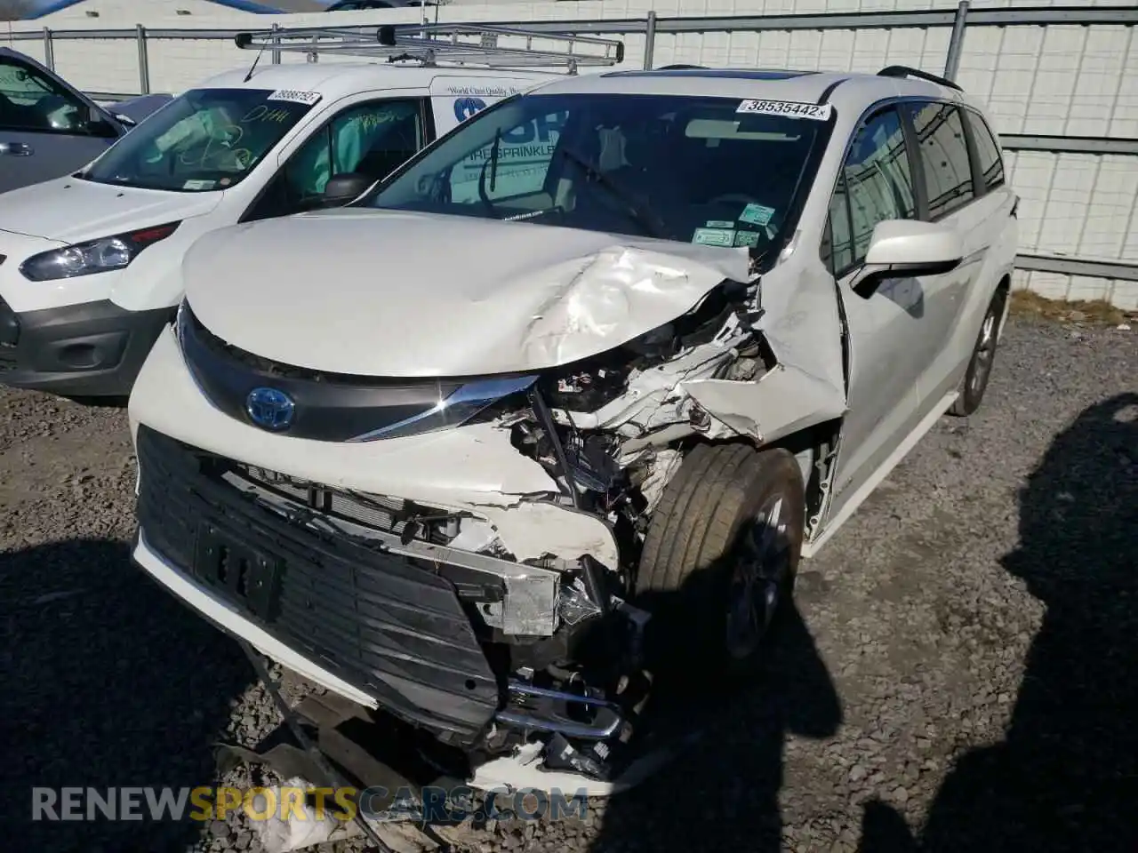 2 Photograph of a damaged car 5TDJSKFC8MS001573 TOYOTA SIENNA 2021
