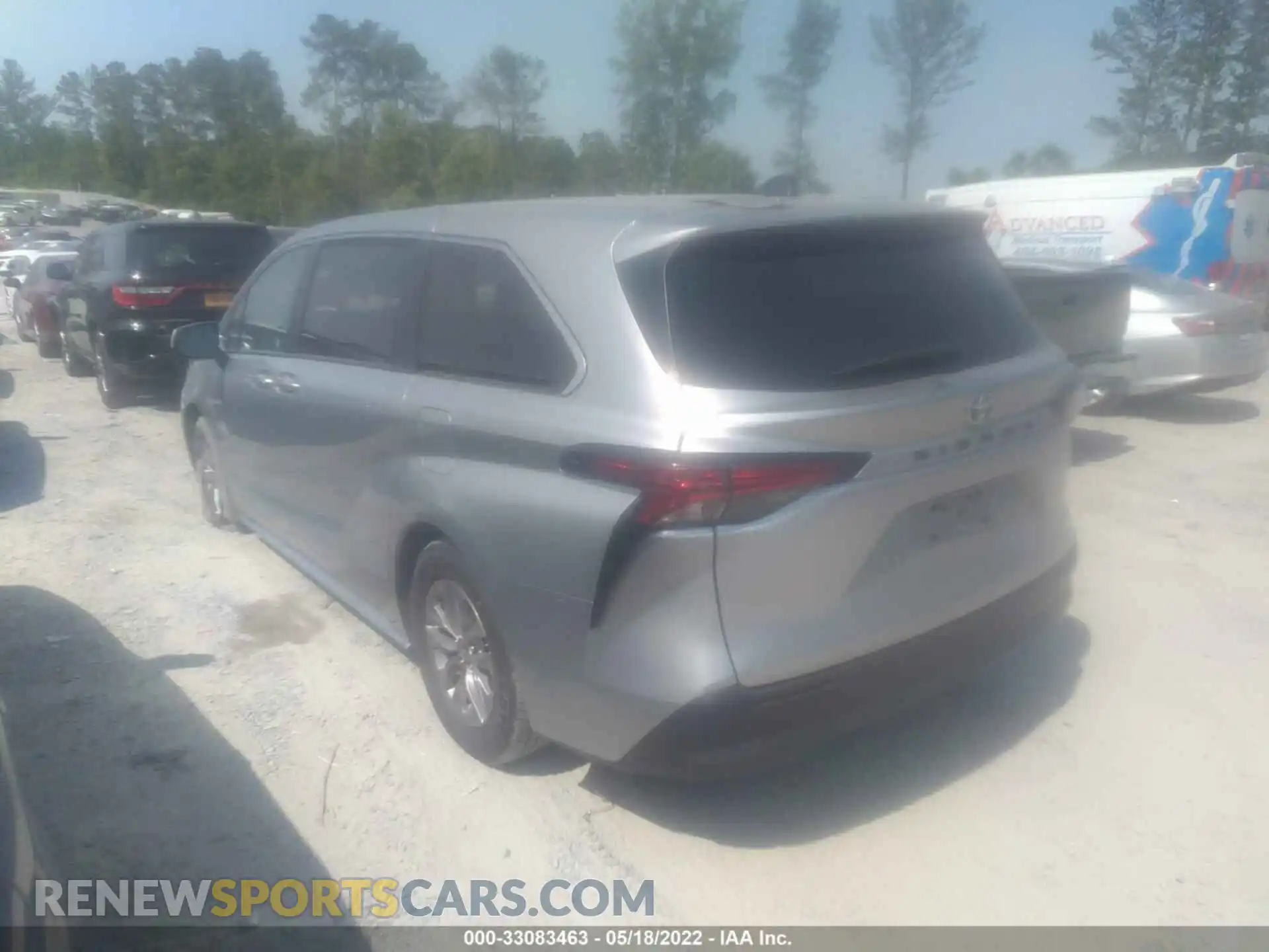 3 Photograph of a damaged car 5TDKRKEC0MS018630 TOYOTA SIENNA 2021