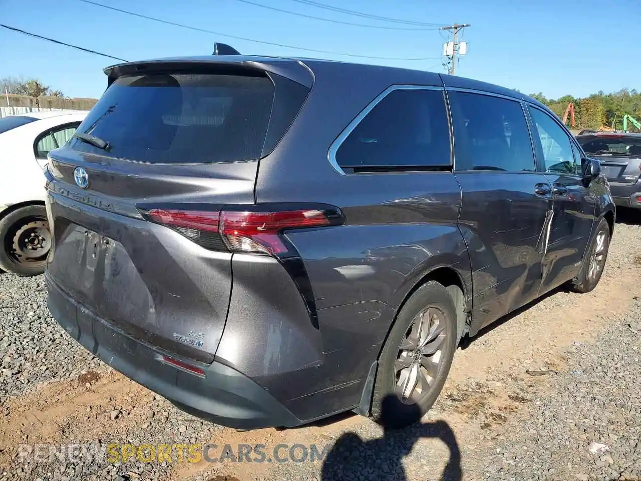 3 Photograph of a damaged car 5TDKRKEC1MS014991 TOYOTA SIENNA 2021