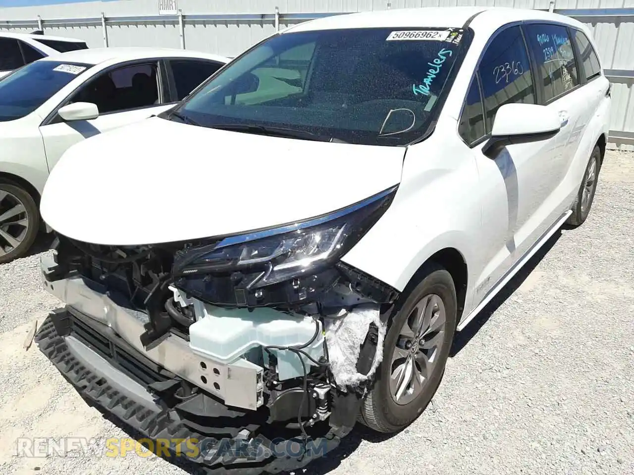 2 Photograph of a damaged car 5TDKRKEC1MS017700 TOYOTA SIENNA 2021