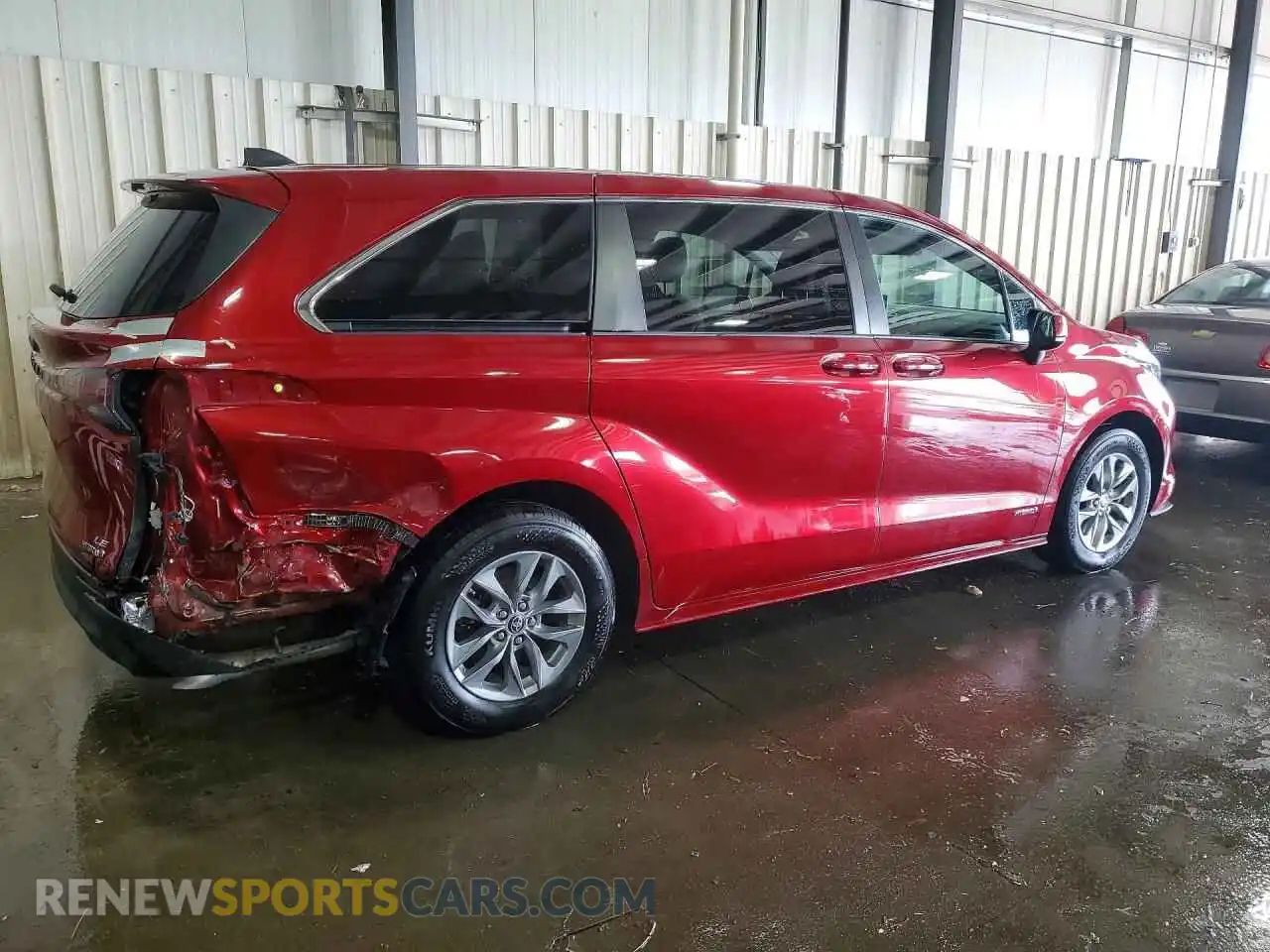 3 Фотография поврежденного автомобиля 5TDKRKEC2MS043884 TOYOTA SIENNA 2021