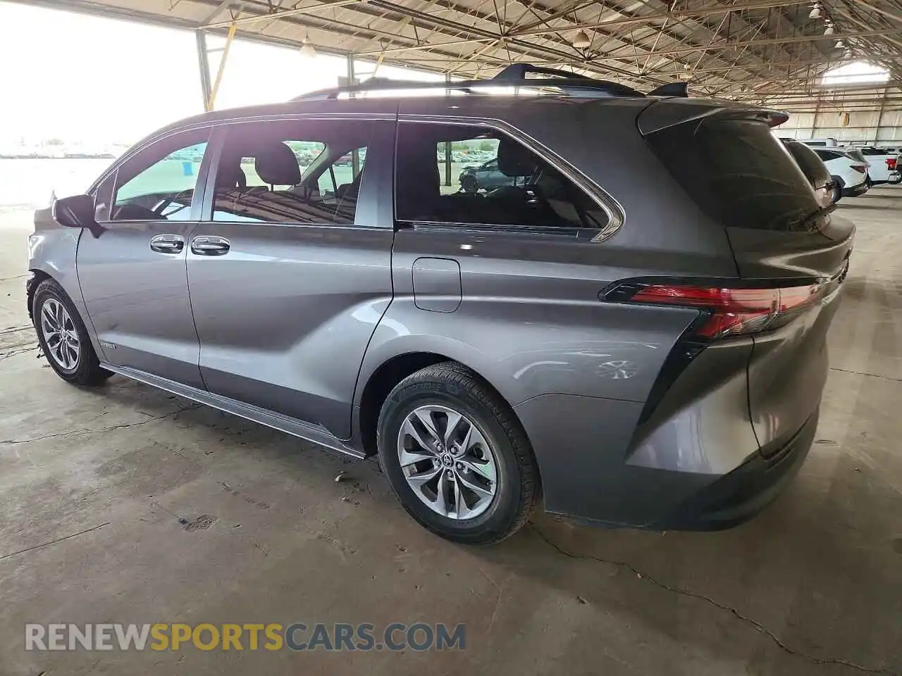 2 Photograph of a damaged car 5TDKRKEC2MS053637 TOYOTA SIENNA 2021