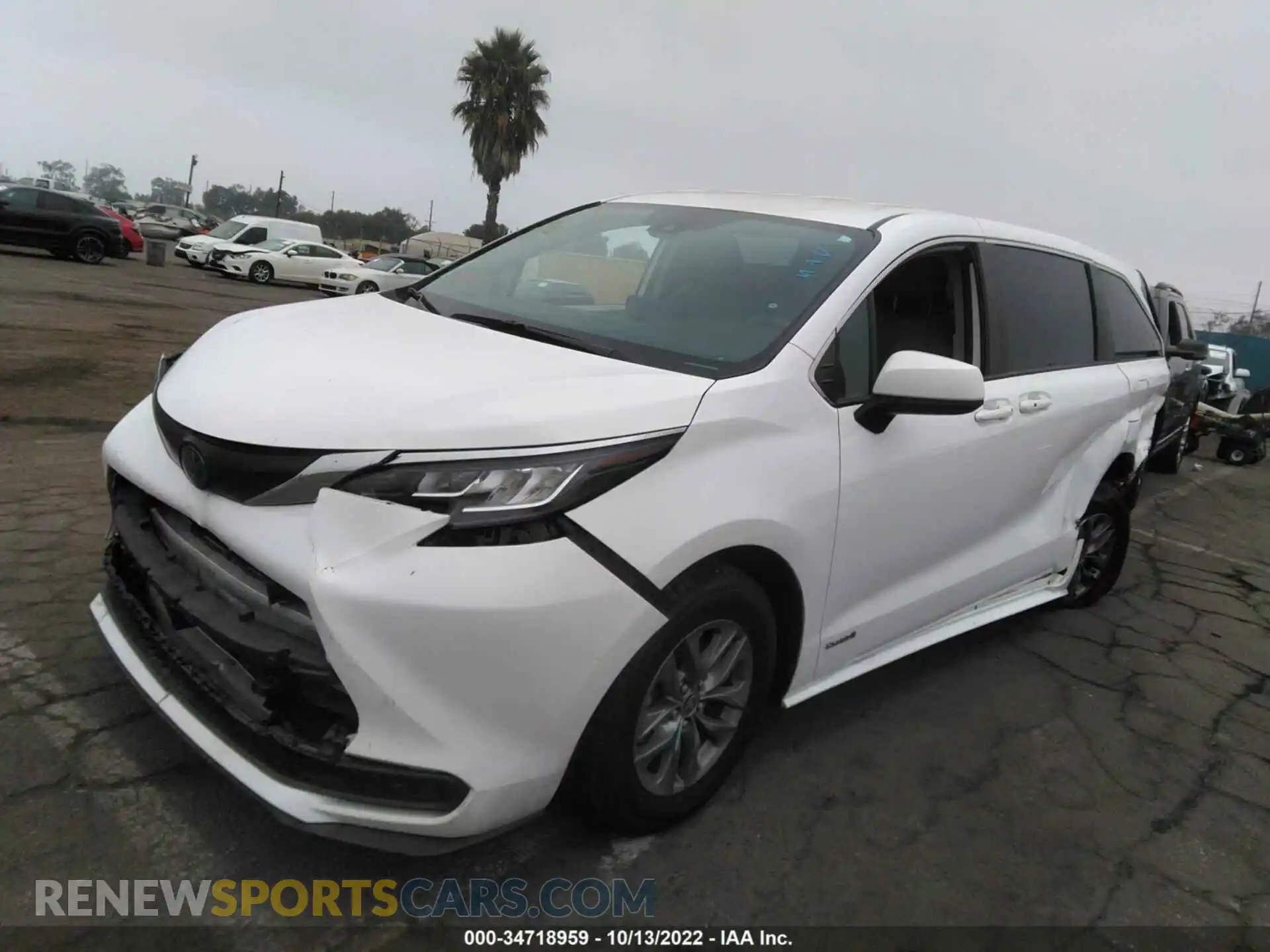 2 Photograph of a damaged car 5TDKRKEC3MS020159 TOYOTA SIENNA 2021