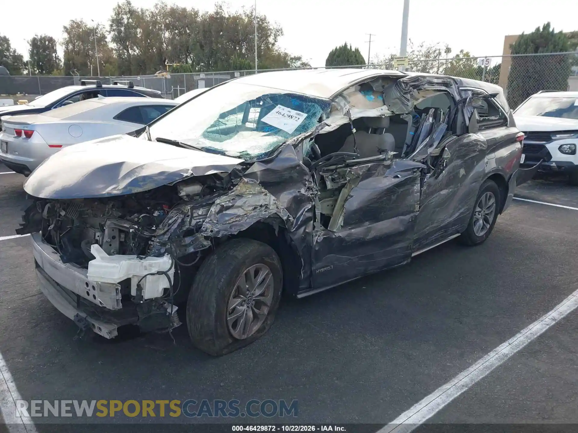 2 Фотография поврежденного автомобиля 5TDKRKEC3MS028052 TOYOTA SIENNA 2021