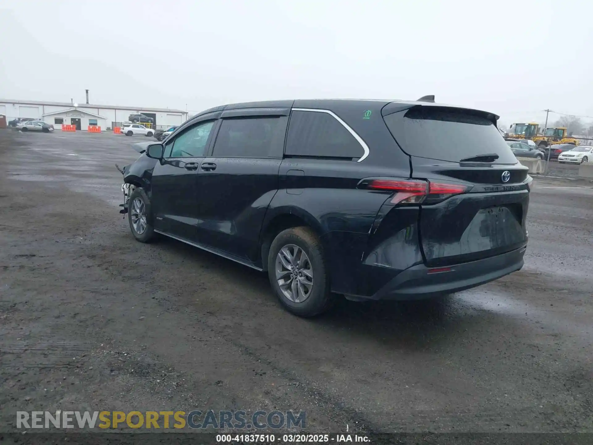 3 Photograph of a damaged car 5TDKRKEC3MS048124 TOYOTA SIENNA 2021