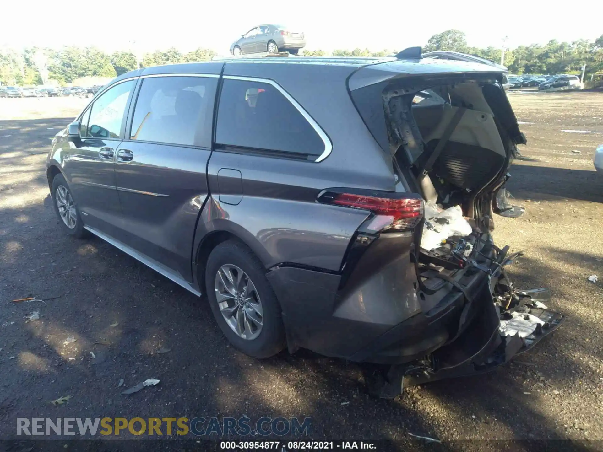3 Photograph of a damaged car 5TDKRKEC4MS012314 TOYOTA SIENNA 2021