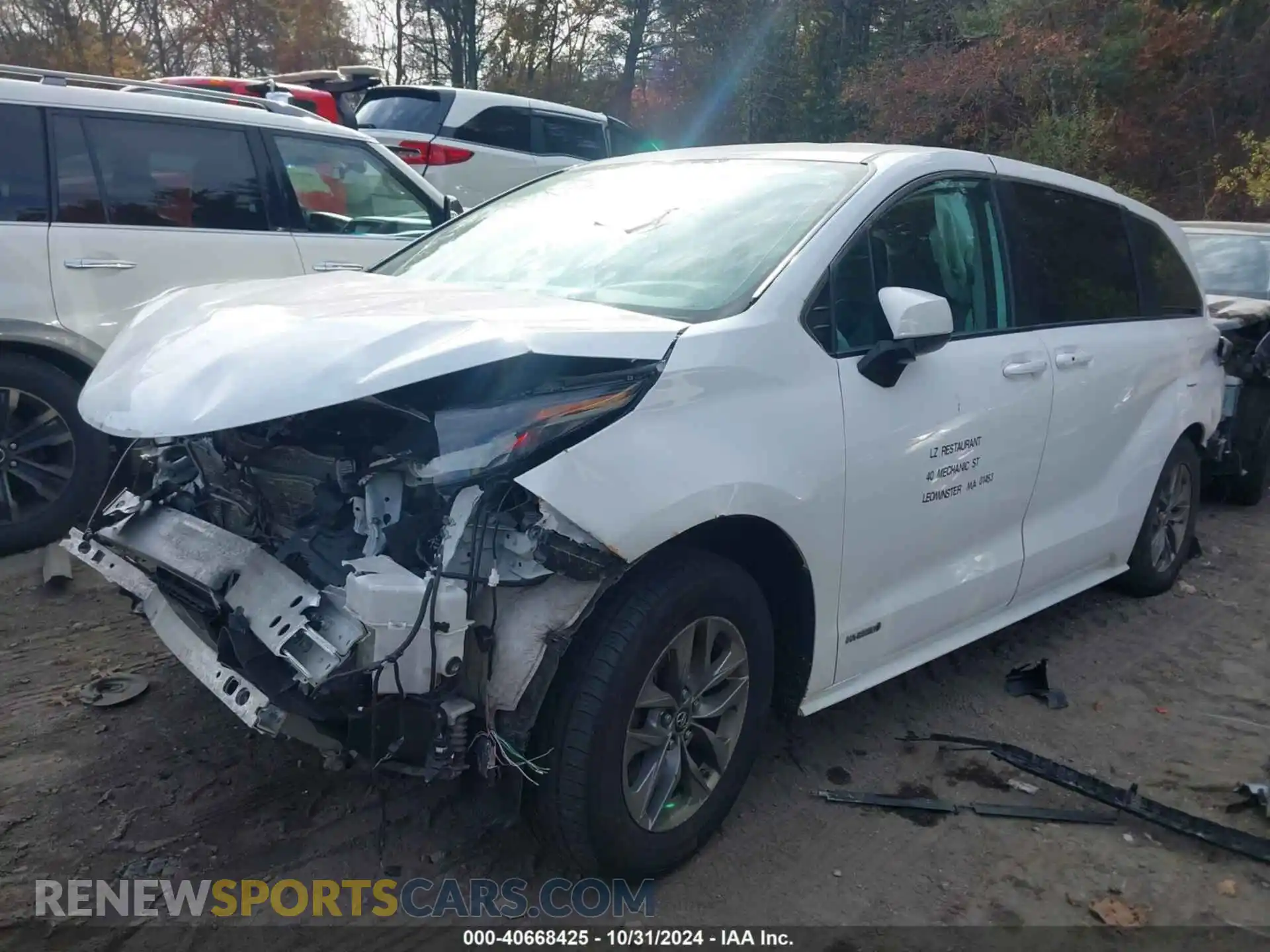 2 Photograph of a damaged car 5TDKRKEC5MS009745 TOYOTA SIENNA 2021