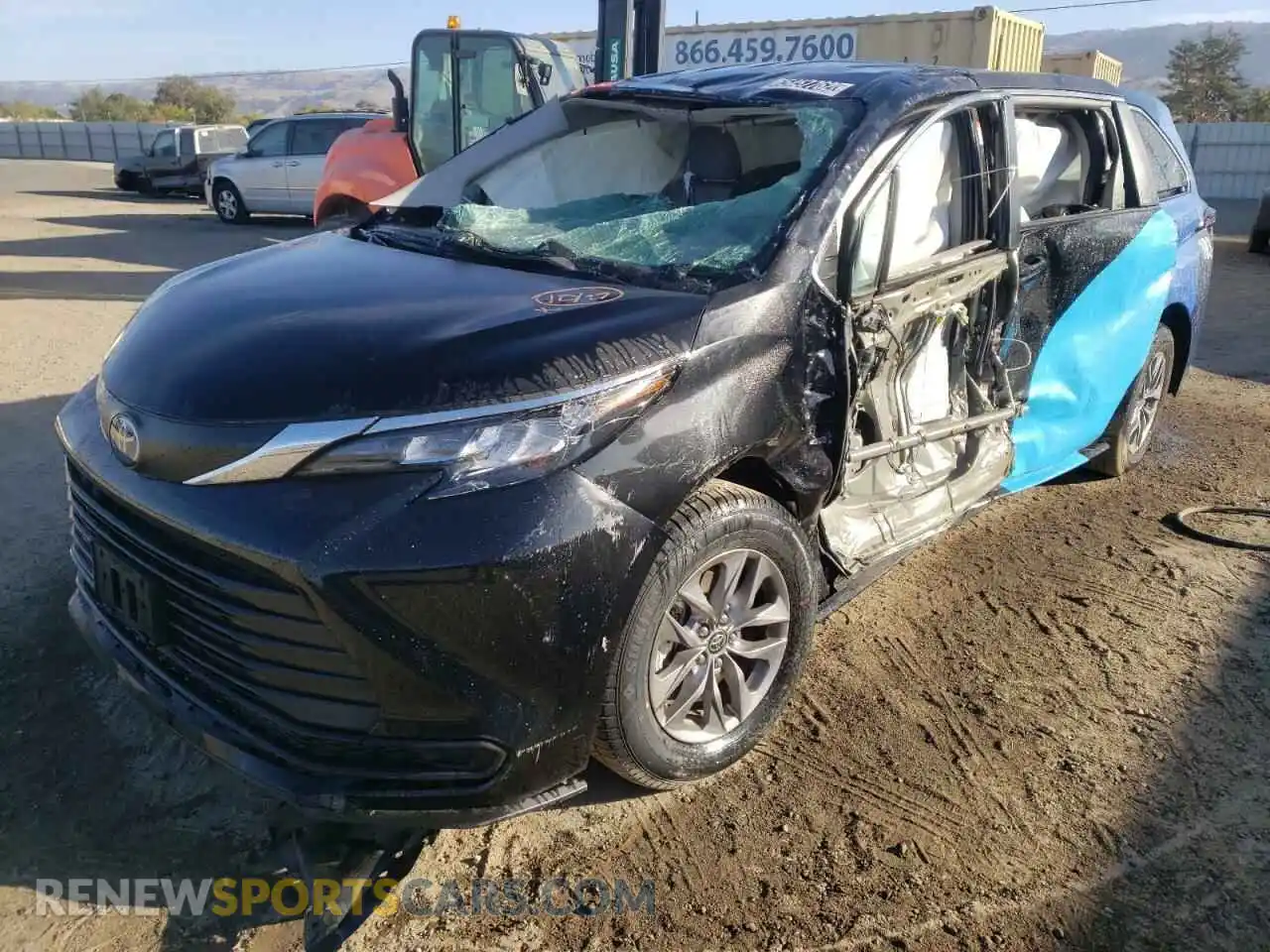 2 Photograph of a damaged car 5TDKRKEC5MS028005 TOYOTA SIENNA 2021