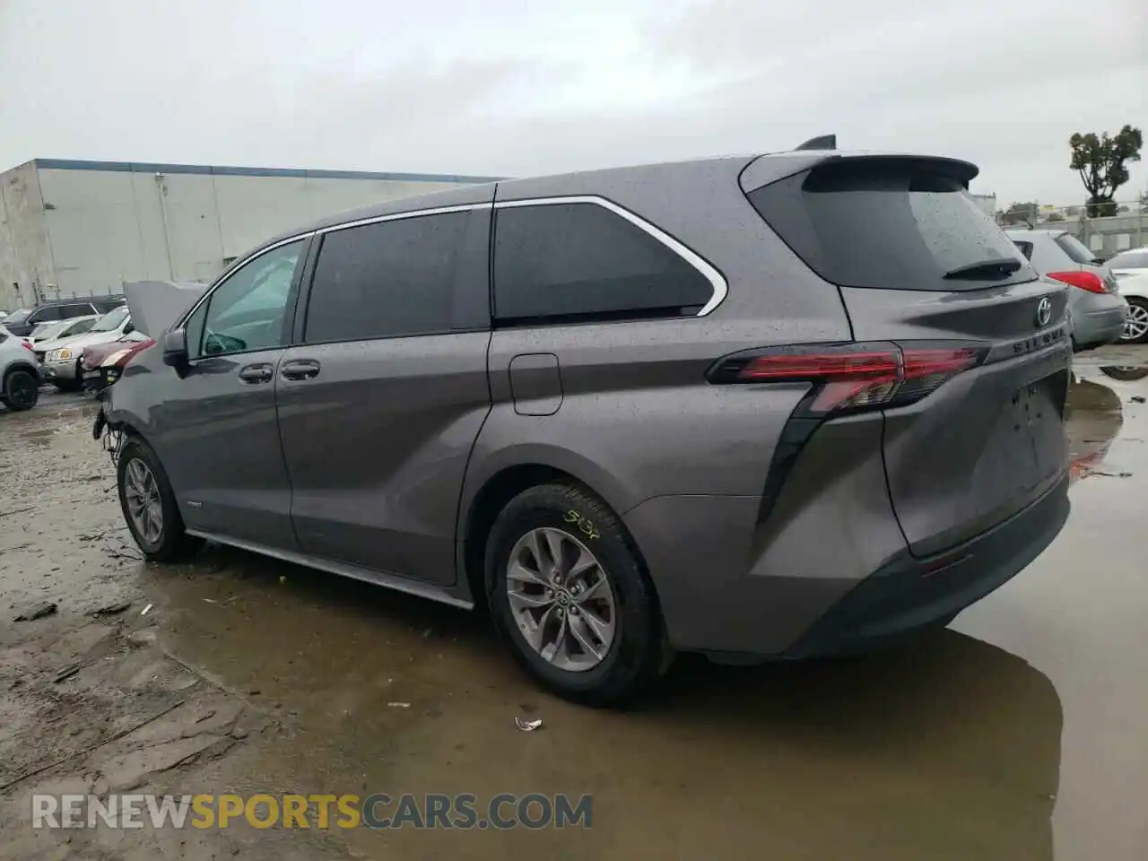 2 Photograph of a damaged car 5TDKRKEC6MS018048 TOYOTA SIENNA 2021