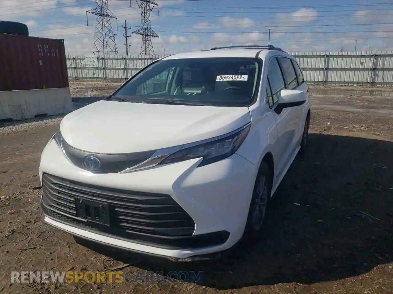 2 Photograph of a damaged car 5TDKRKEC6MS072918 TOYOTA SIENNA 2021