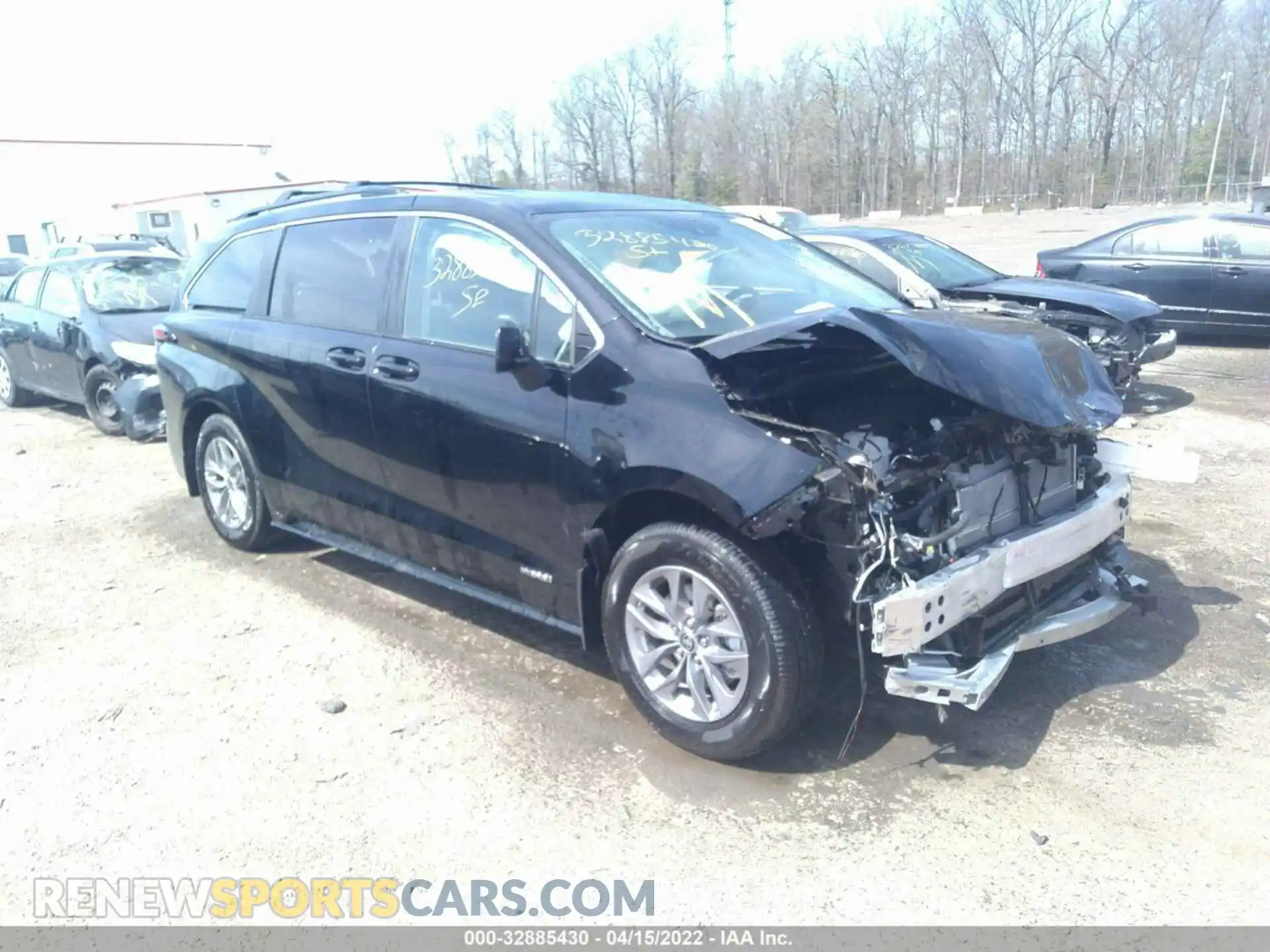1 Photograph of a damaged car 5TDKRKEC7MS063452 TOYOTA SIENNA 2021